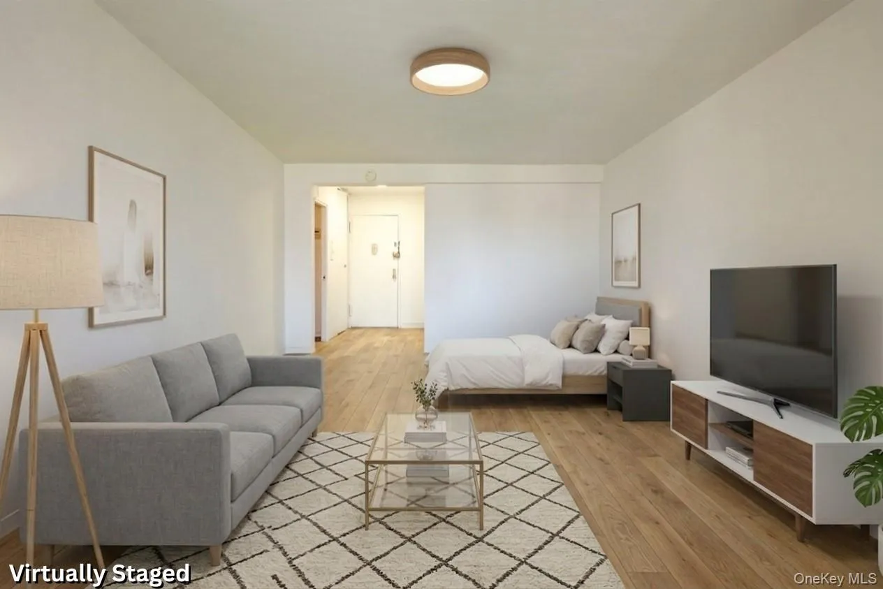 61-35 98th Street, New York, NY, 1 Room Rooms,1 BathroomBathrooms,Residential,For Rent,98th,0,1001254 61-35 98th Street, New York, NY, 1 Room Rooms,1 BathroomBathrooms,Residential,For Rent,98th,0,1001254