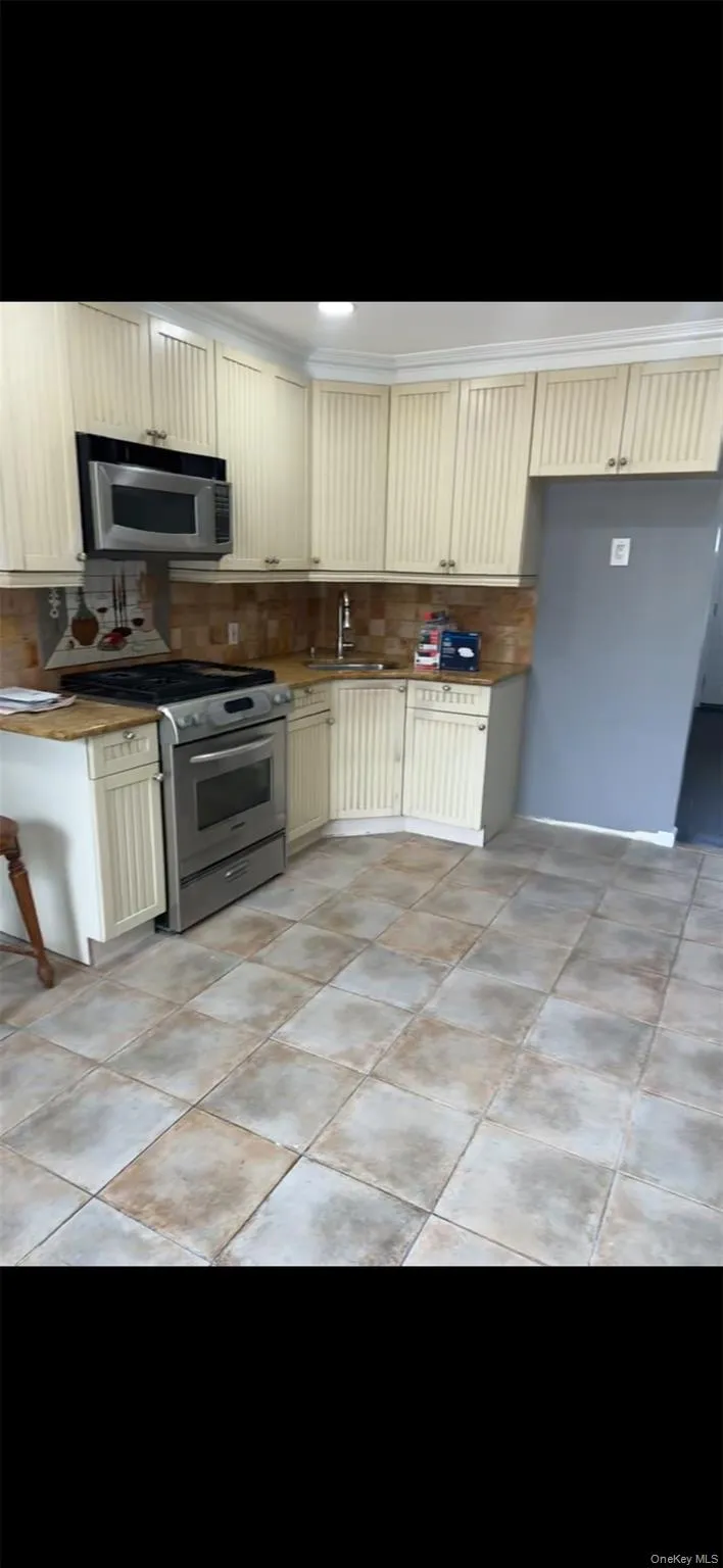 495 Dewitt Avenue, Babylon, NY, 3 Bedrooms Bedrooms, 7 Rooms Rooms,2 BathroomsBathrooms,Residential Lease,For Rent,Dewitt,0,1001255 495 Dewitt Avenue, Babylon, NY, 3 Bedrooms Bedrooms, 7 Rooms Rooms,2 BathroomsBathrooms,Residential Lease,For Rent,Dewitt,0,1001255