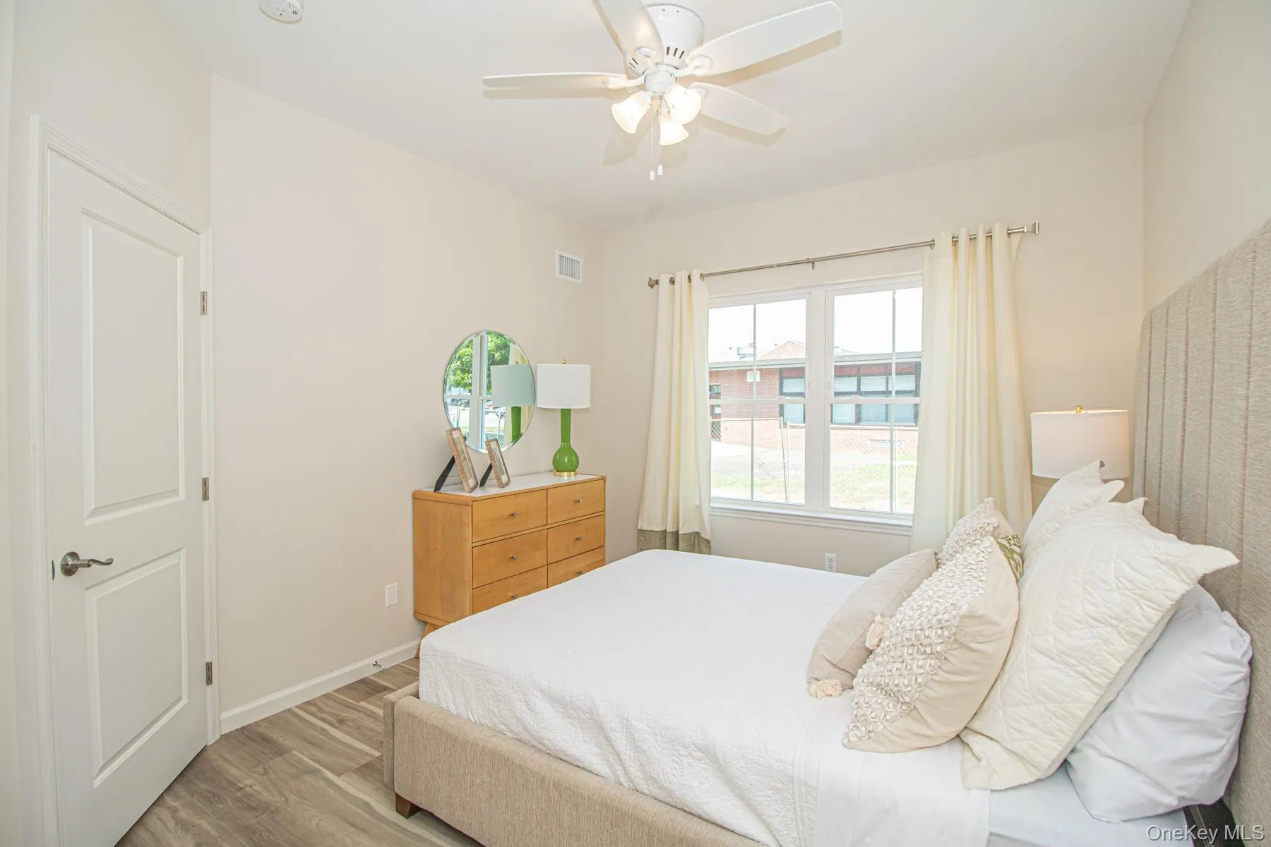 309 Ashley Court Avenue, Babylon, NY, 2 Bedrooms Bedrooms, 5 Rooms Rooms,2 BathroomsBathrooms,Residential Lease,For Rent,Ashley Court,0,1001256 309 Ashley Court Avenue, Babylon, NY, 2 Bedrooms Bedrooms, 5 Rooms Rooms,2 BathroomsBathrooms,Residential Lease,For Rent,Ashley Court,0,1001256