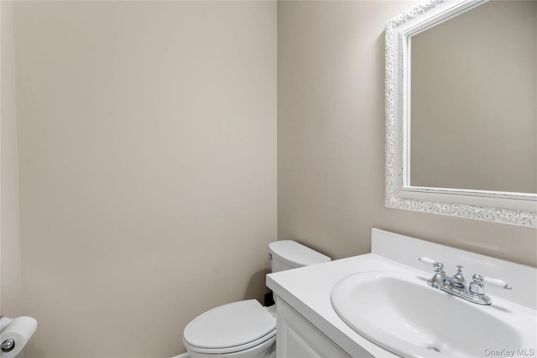 36 Sea Court Lane, Brookhaven, NY, 3 Bedrooms Bedrooms, 6 Rooms Rooms,2 BathroomsBathrooms,Residential,For Rent,Sea Court,0,1001257 36 Sea Court Lane, Brookhaven, NY, 3 Bedrooms Bedrooms, 6 Rooms Rooms,2 BathroomsBathrooms,Residential,For Rent,Sea Court,0,1001257