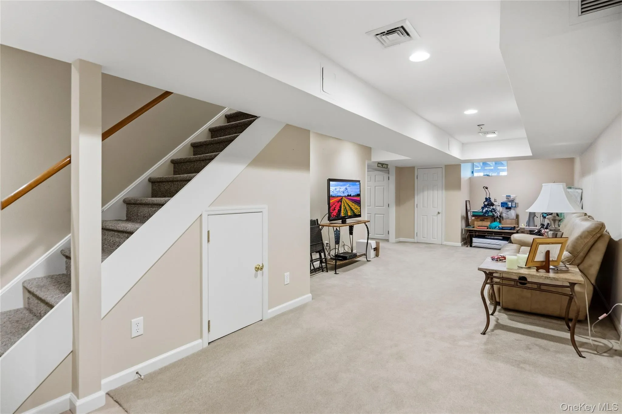 36 Sea Court Lane, Brookhaven, NY, 3 Bedrooms Bedrooms, 6 Rooms Rooms,2 BathroomsBathrooms,Residential,For Rent,Sea Court,0,1001257 36 Sea Court Lane, Brookhaven, NY, 3 Bedrooms Bedrooms, 6 Rooms Rooms,2 BathroomsBathrooms,Residential,For Rent,Sea Court,0,1001257