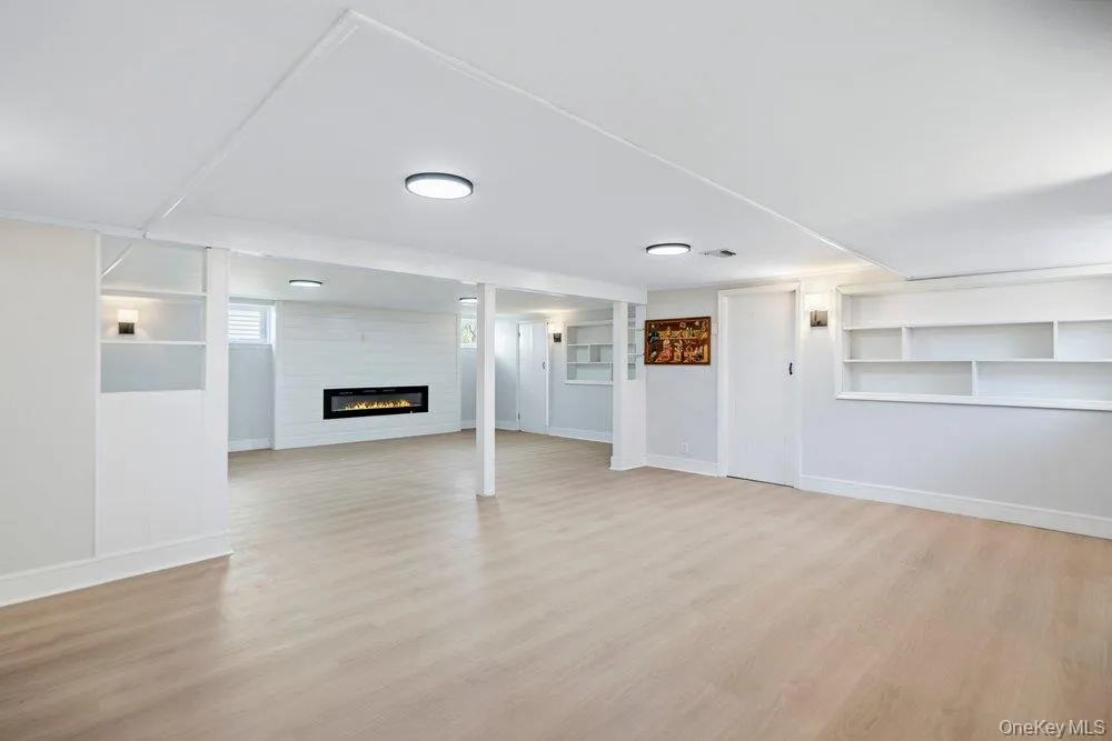 165 Livingston Avenue, Babylon, NY, 3 Bedrooms Bedrooms, 6 Rooms Rooms,2 BathroomsBathrooms,Residential Sale,For Rent,Livingston,0,1001262 165 Livingston Avenue, Babylon, NY, 3 Bedrooms Bedrooms, 6 Rooms Rooms,2 BathroomsBathrooms,Residential Sale,For Rent,Livingston,0,1001262