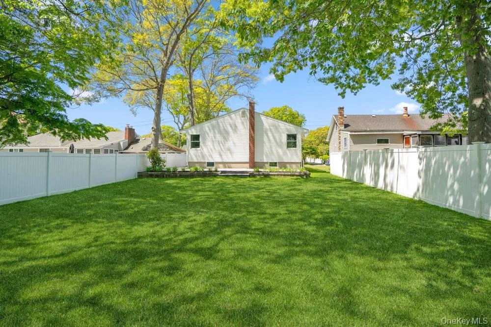 165 Livingston Avenue, Babylon, NY, 3 Bedrooms Bedrooms, 6 Rooms Rooms,2 BathroomsBathrooms,Residential Sale,For Rent,Livingston,0,1001262 165 Livingston Avenue, Babylon, NY, 3 Bedrooms Bedrooms, 6 Rooms Rooms,2 BathroomsBathrooms,Residential Sale,For Rent,Livingston,0,1001262