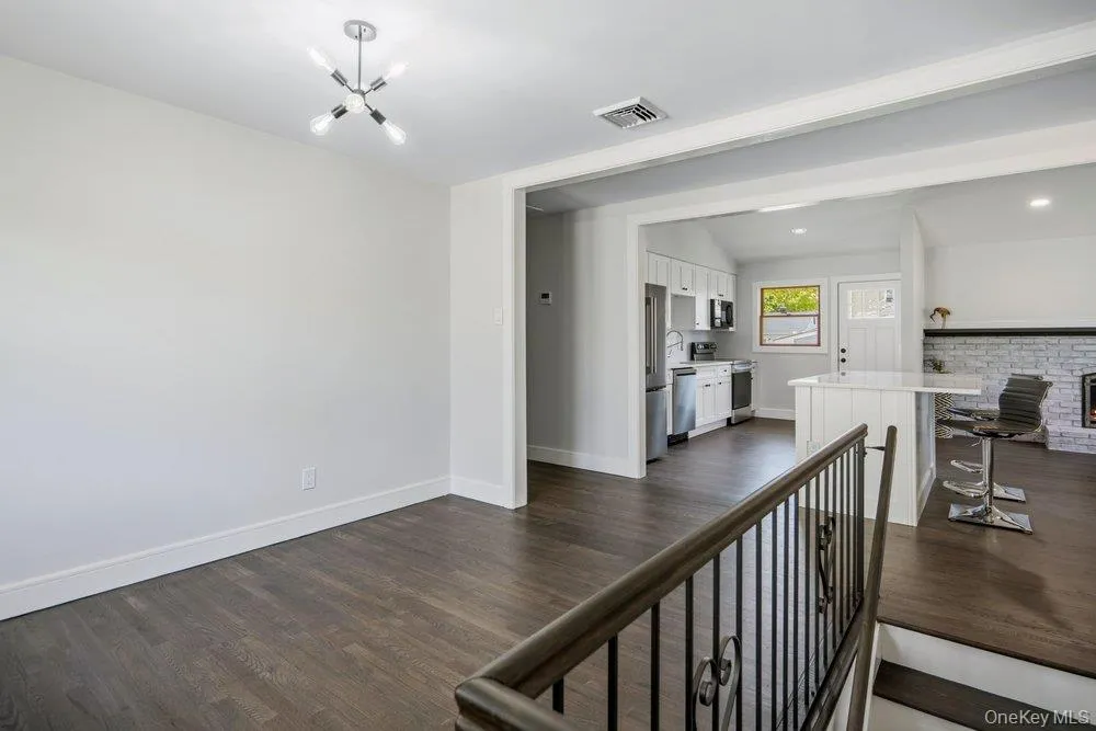 165 Livingston Avenue, Babylon, NY, 3 Bedrooms Bedrooms, 6 Rooms Rooms,2 BathroomsBathrooms,Residential Sale,For Rent,Livingston,0,1001262 165 Livingston Avenue, Babylon, NY, 3 Bedrooms Bedrooms, 6 Rooms Rooms,2 BathroomsBathrooms,Residential Sale,For Rent,Livingston,0,1001262