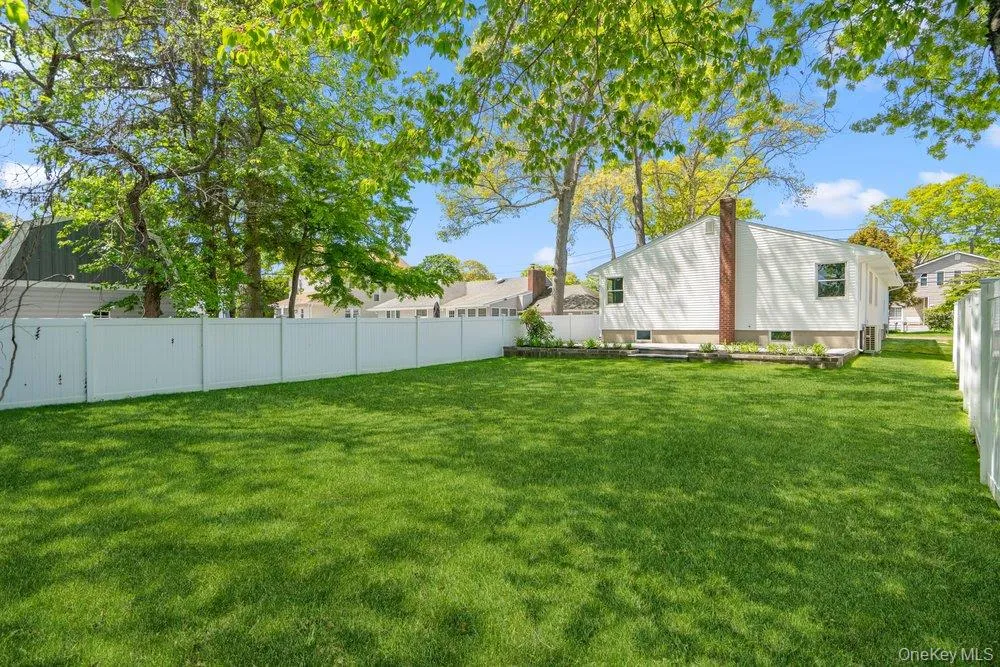 165 Livingston Avenue, Babylon, NY, 3 Bedrooms Bedrooms, 6 Rooms Rooms,2 BathroomsBathrooms,Residential Sale,For Rent,Livingston,0,1001262 165 Livingston Avenue, Babylon, NY, 3 Bedrooms Bedrooms, 6 Rooms Rooms,2 BathroomsBathrooms,Residential Sale,For Rent,Livingston,0,1001262