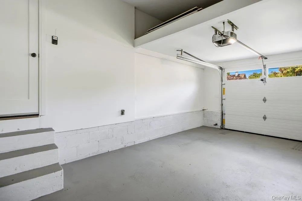 165 Livingston Avenue, Babylon, NY, 3 Bedrooms Bedrooms, 6 Rooms Rooms,2 BathroomsBathrooms,Residential Sale,For Rent,Livingston,0,1001262 165 Livingston Avenue, Babylon, NY, 3 Bedrooms Bedrooms, 6 Rooms Rooms,2 BathroomsBathrooms,Residential Sale,For Rent,Livingston,0,1001262