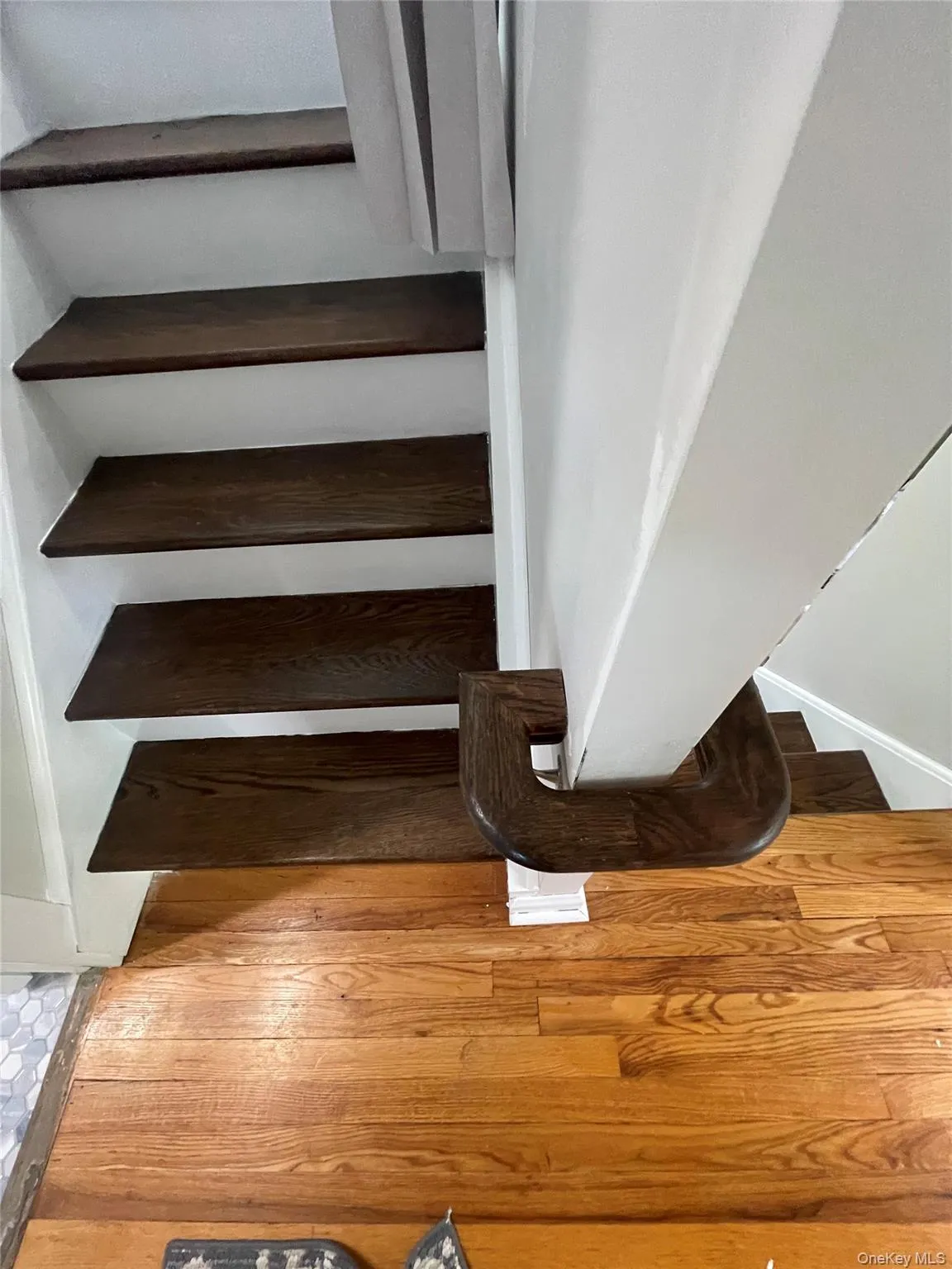 577 Oak Avenue, Islip, NY, 3 Bedrooms Bedrooms, 7 Rooms Rooms,2 BathroomsBathrooms,Residential,For Rent,Oak,0,1001264 577 Oak Avenue, Islip, NY, 3 Bedrooms Bedrooms, 7 Rooms Rooms,2 BathroomsBathrooms,Residential,For Rent,Oak,0,1001264