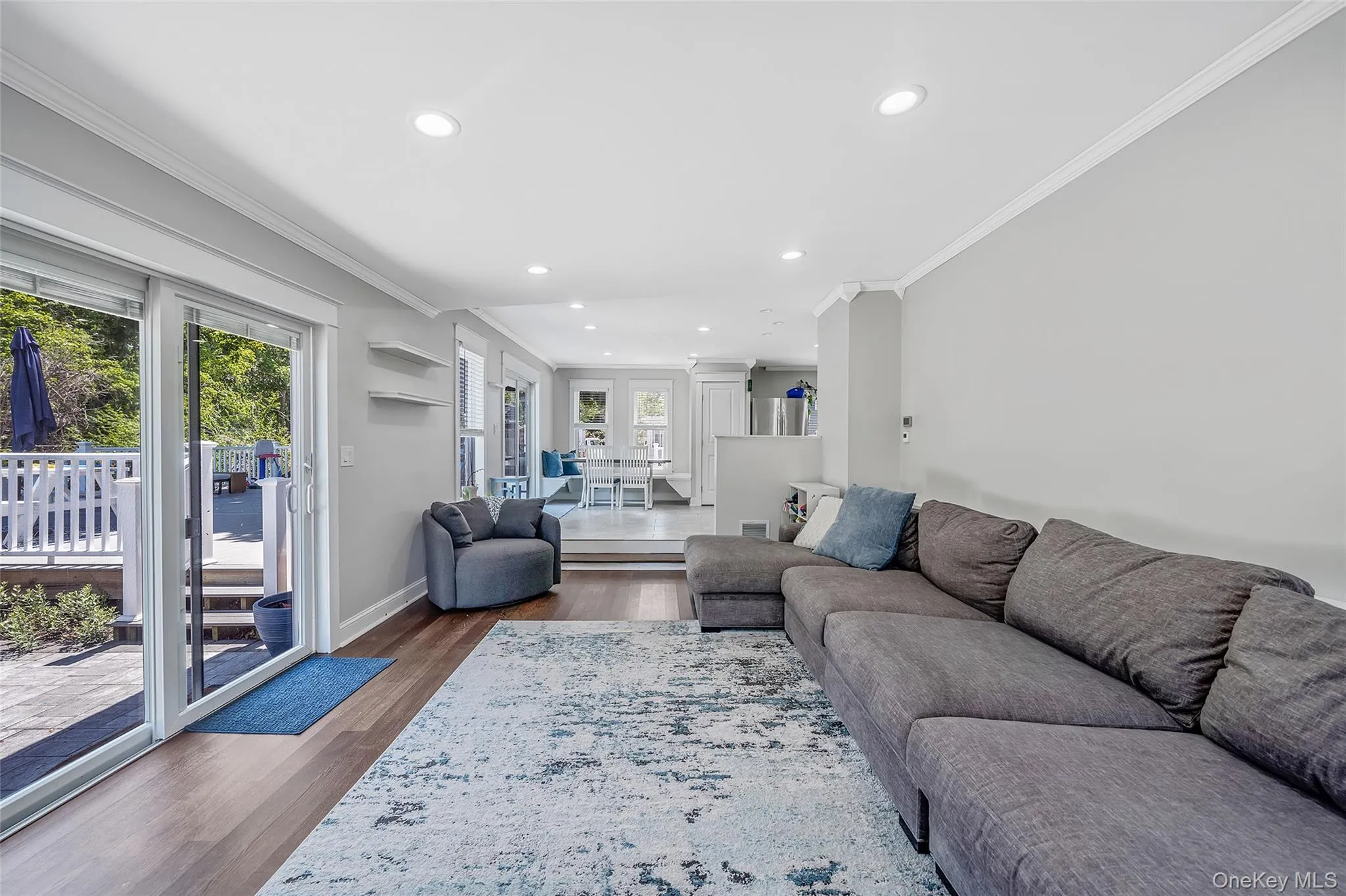 577 Oak Avenue, Islip, NY, 3 Bedrooms Bedrooms, 7 Rooms Rooms,2 BathroomsBathrooms,Residential,For Rent,Oak,0,1001264 577 Oak Avenue, Islip, NY, 3 Bedrooms Bedrooms, 7 Rooms Rooms,2 BathroomsBathrooms,Residential,For Rent,Oak,0,1001264