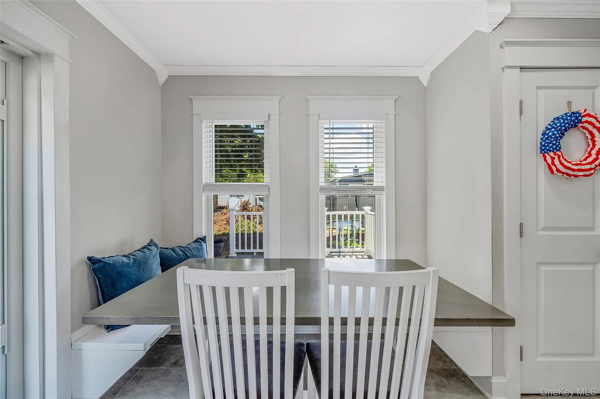 577 Oak Avenue, Islip, NY, 3 Bedrooms Bedrooms, 7 Rooms Rooms,2 BathroomsBathrooms,Residential,For Rent,Oak,0,1001264 577 Oak Avenue, Islip, NY, 3 Bedrooms Bedrooms, 7 Rooms Rooms,2 BathroomsBathrooms,Residential,For Rent,Oak,0,1001264
