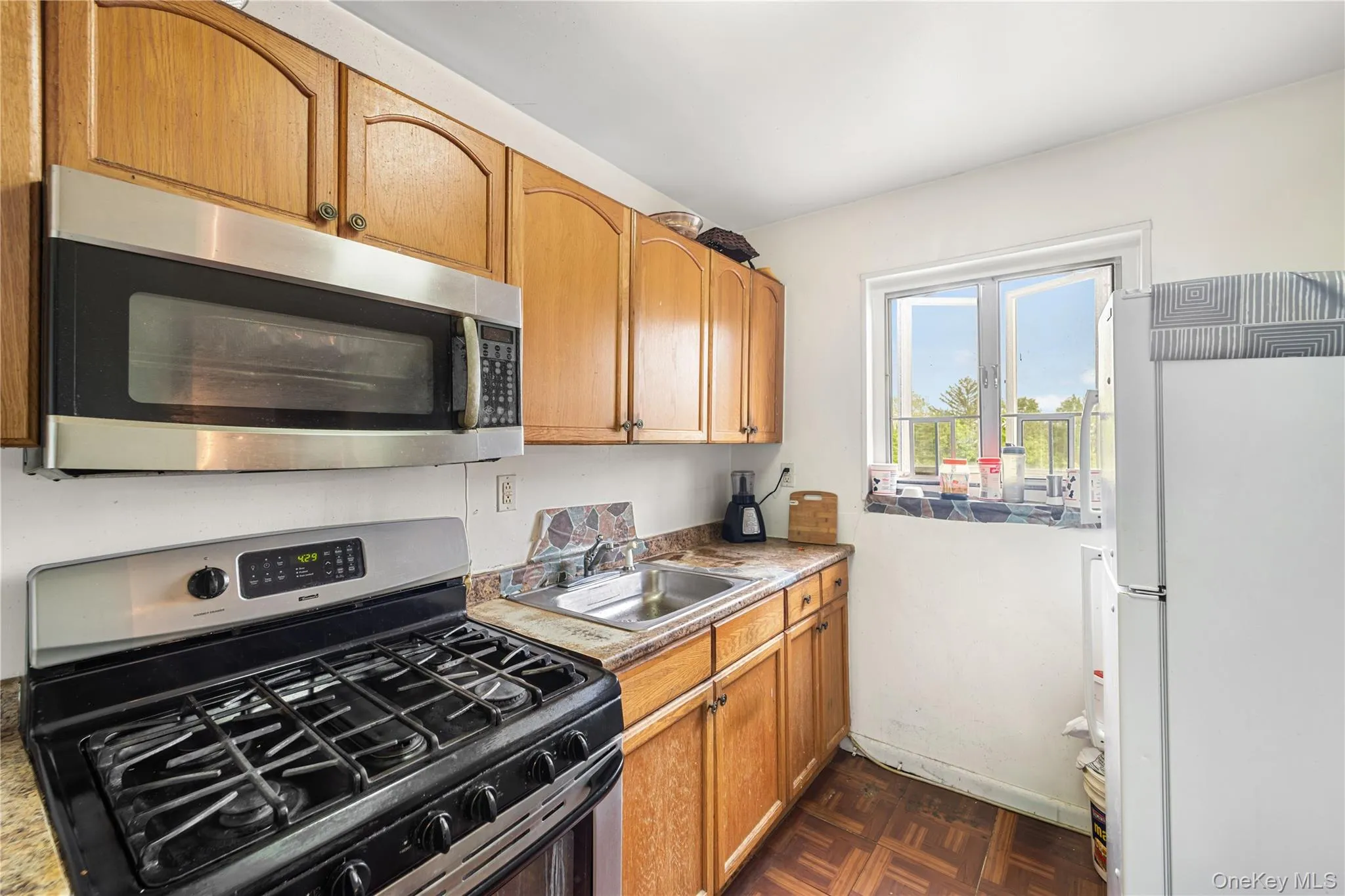 225-08 Stronghurst Avenue, New York, NY, 2 Bedrooms Bedrooms, 5 Rooms Rooms,1 BathroomBathrooms,Residential Sale,For Rent,Stronghurst,0,1001266 225-08 Stronghurst Avenue, New York, NY, 2 Bedrooms Bedrooms, 5 Rooms Rooms,1 BathroomBathrooms,Residential Sale,For Rent,Stronghurst,0,1001266