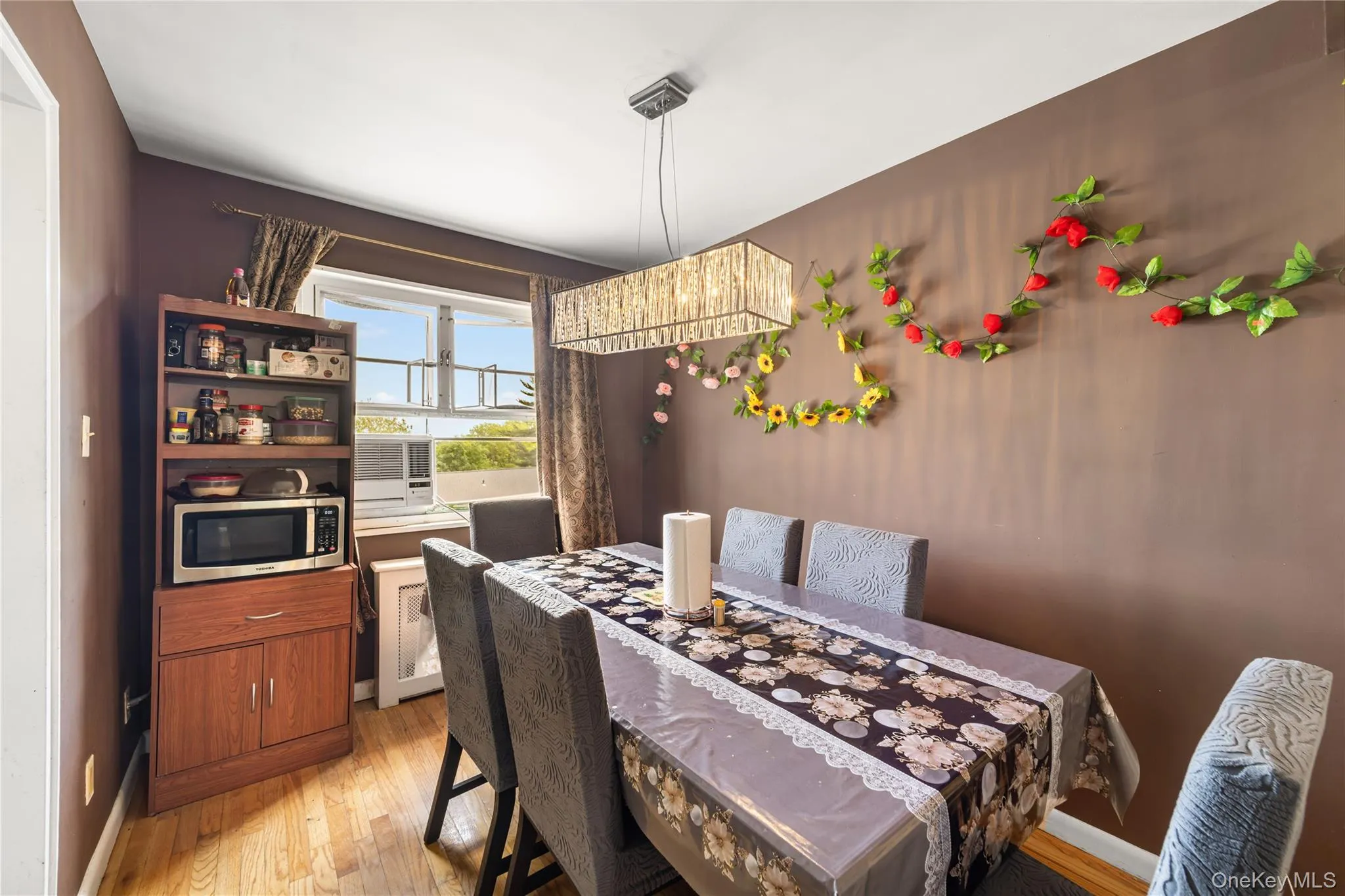 225-08 Stronghurst Avenue, New York, NY, 2 Bedrooms Bedrooms, 5 Rooms Rooms,1 BathroomBathrooms,Residential Sale,For Rent,Stronghurst,0,1001266 225-08 Stronghurst Avenue, New York, NY, 2 Bedrooms Bedrooms, 5 Rooms Rooms,1 BathroomBathrooms,Residential Sale,For Rent,Stronghurst,0,1001266
