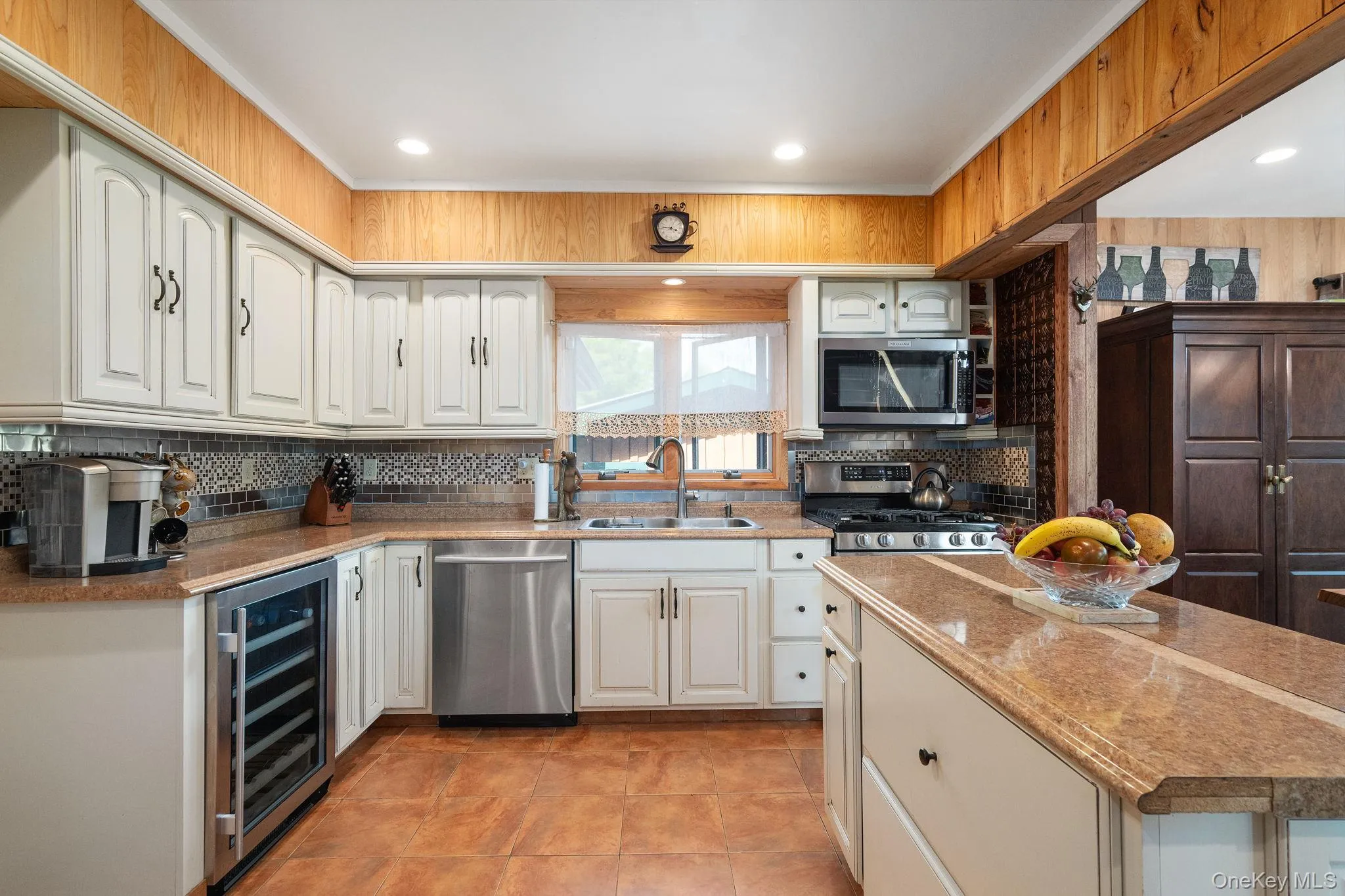 734 Post Road, Franklin, NY, 4 Bedrooms Bedrooms, 14 Rooms Rooms,3 BathroomsBathrooms,Residential Sale,For Rent,Post,0,1001269 734 Post Road, Franklin, NY, 4 Bedrooms Bedrooms, 14 Rooms Rooms,3 BathroomsBathrooms,Residential Sale,For Rent,Post,0,1001269