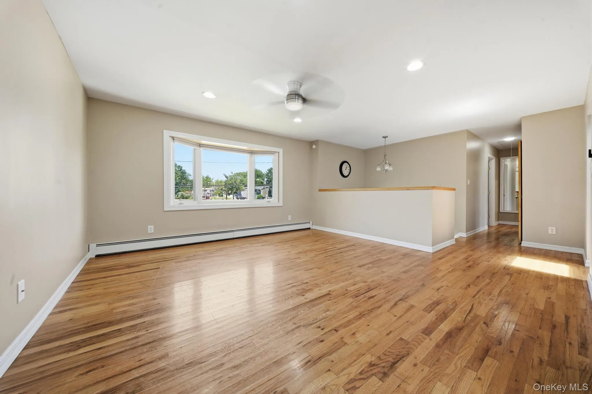 58 Oakridge Drive, Islip, NY, 6 Bedrooms Bedrooms, 9 Rooms Rooms,3 BathroomsBathrooms,Residential,For Rent,Oakridge,0,1001272 58 Oakridge Drive, Islip, NY, 6 Bedrooms Bedrooms, 9 Rooms Rooms,3 BathroomsBathrooms,Residential,For Rent,Oakridge,0,1001272