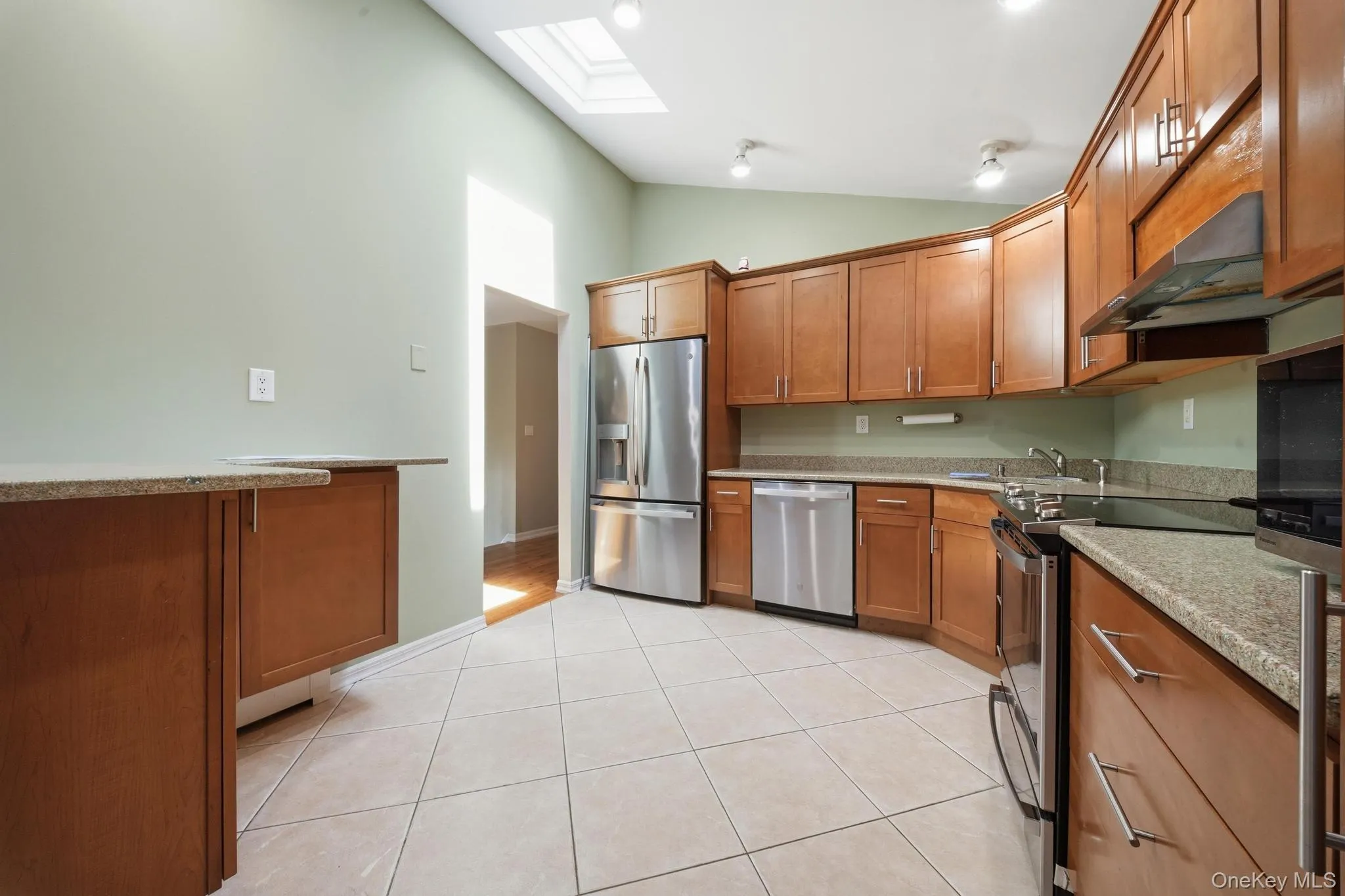 58 Oakridge Drive, Islip, NY, 6 Bedrooms Bedrooms, 9 Rooms Rooms,3 BathroomsBathrooms,Residential,For Rent,Oakridge,0,1001272 58 Oakridge Drive, Islip, NY, 6 Bedrooms Bedrooms, 9 Rooms Rooms,3 BathroomsBathrooms,Residential,For Rent,Oakridge,0,1001272