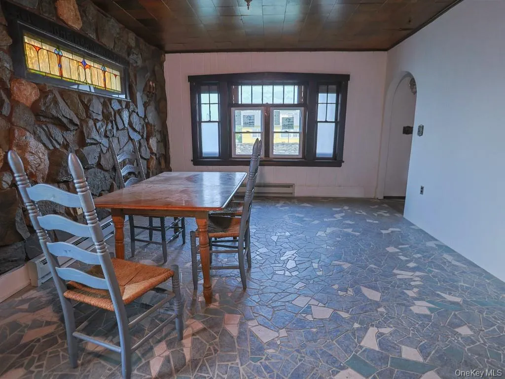 378 Broadway, Esopus, NY, 2 Bedrooms Bedrooms, 7 Rooms Rooms,1 BathroomBathrooms,Residential Lease,For Rent,Broadway,0,1001275 378 Broadway, Esopus, NY, 2 Bedrooms Bedrooms, 7 Rooms Rooms,1 BathroomBathrooms,Residential Lease,For Rent,Broadway,0,1001275