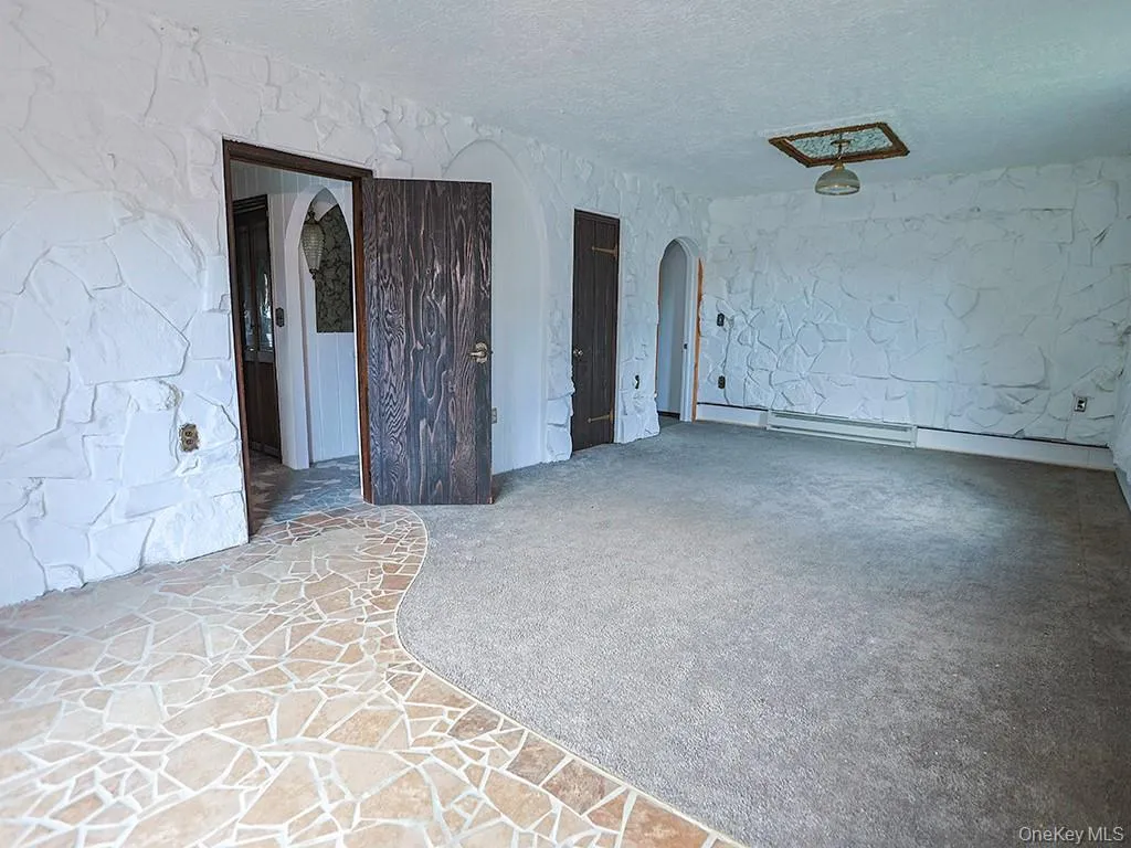 378 Broadway, Esopus, NY, 2 Bedrooms Bedrooms, 7 Rooms Rooms,1 BathroomBathrooms,Residential Lease,For Rent,Broadway,0,1001275 378 Broadway, Esopus, NY, 2 Bedrooms Bedrooms, 7 Rooms Rooms,1 BathroomBathrooms,Residential Lease,For Rent,Broadway,0,1001275