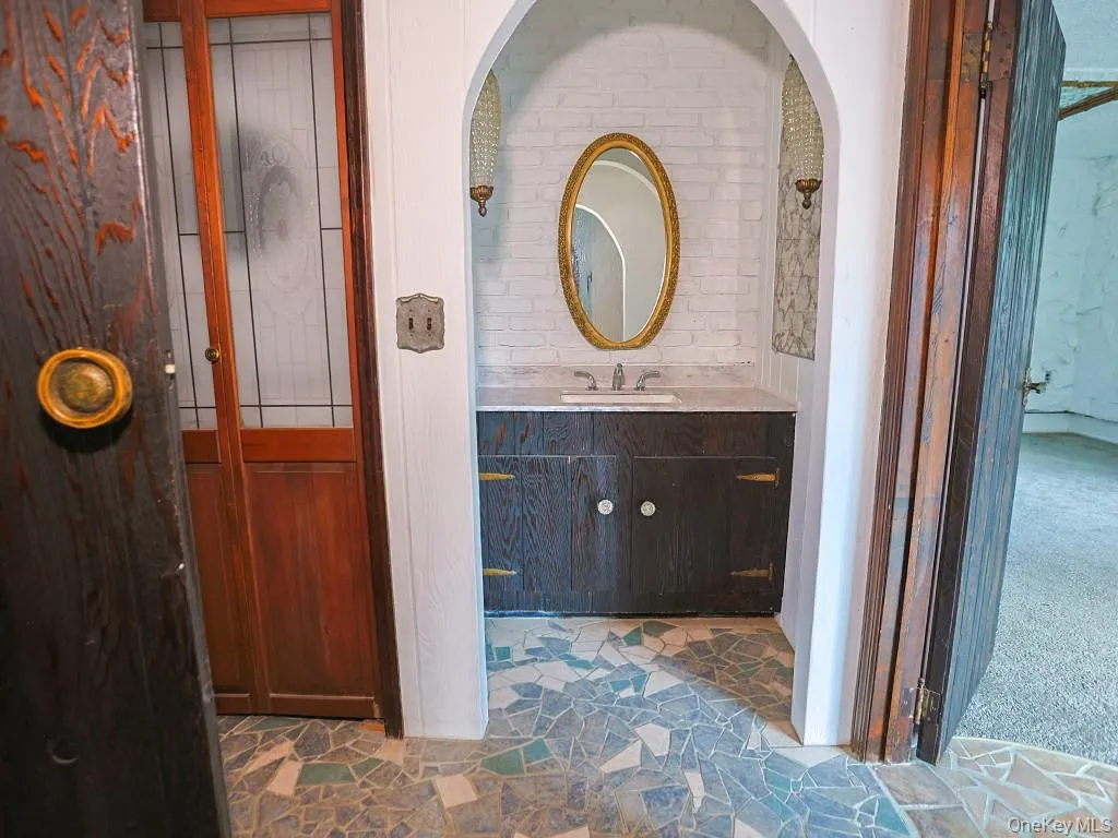378 Broadway, Esopus, NY, 2 Bedrooms Bedrooms, 7 Rooms Rooms,1 BathroomBathrooms,Residential Lease,For Rent,Broadway,0,1001275 378 Broadway, Esopus, NY, 2 Bedrooms Bedrooms, 7 Rooms Rooms,1 BathroomBathrooms,Residential Lease,For Rent,Broadway,0,1001275