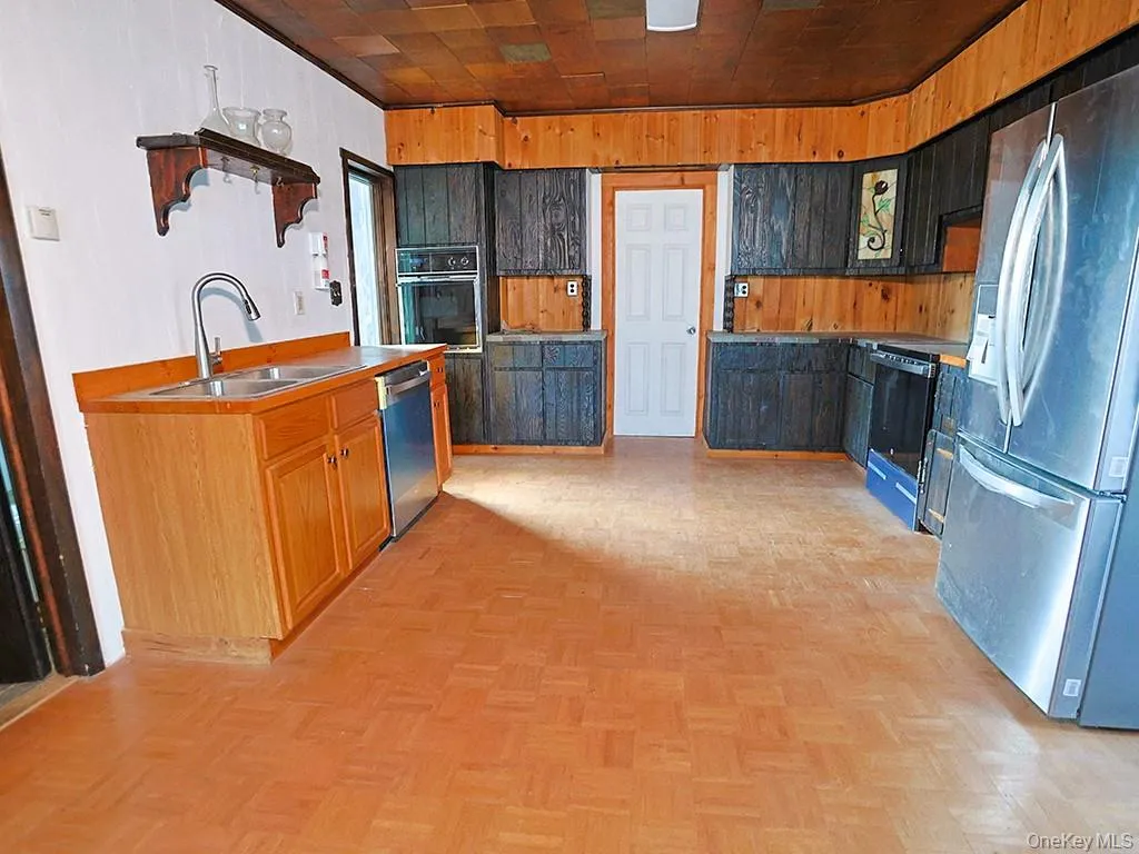 378 Broadway, Esopus, NY, 2 Bedrooms Bedrooms, 7 Rooms Rooms,1 BathroomBathrooms,Residential Lease,For Rent,Broadway,0,1001275 378 Broadway, Esopus, NY, 2 Bedrooms Bedrooms, 7 Rooms Rooms,1 BathroomBathrooms,Residential Lease,For Rent,Broadway,0,1001275