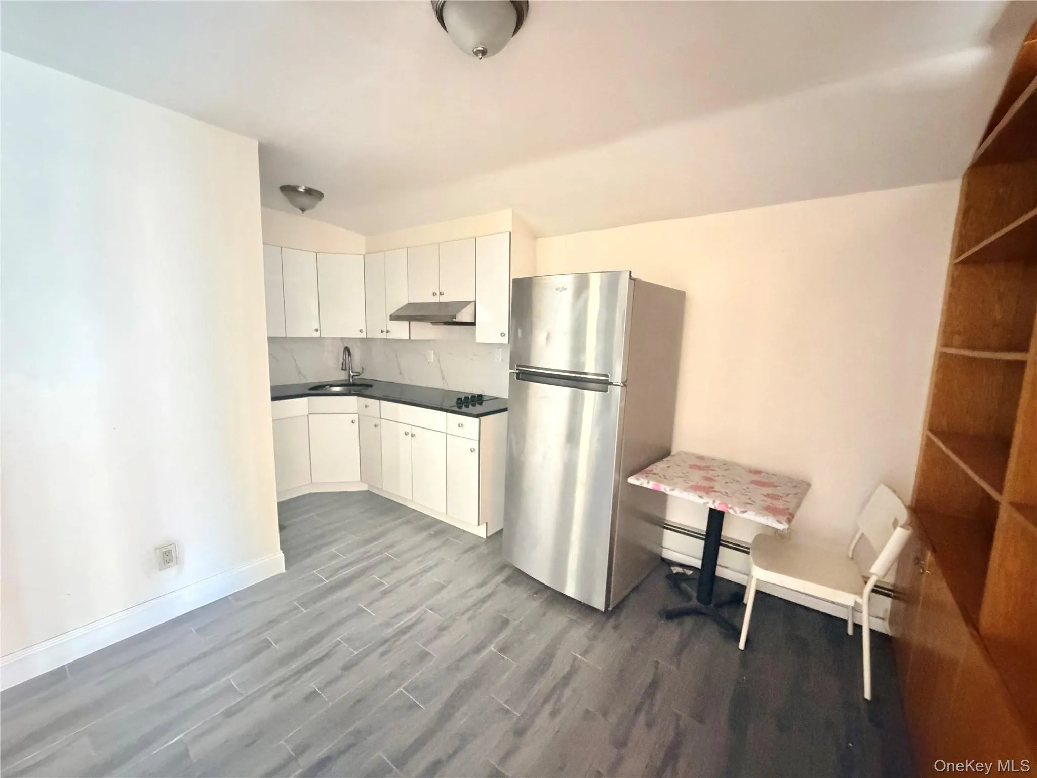 133-08 41st Road, New York, NY, 2 Bedrooms Bedrooms, 4 Rooms Rooms,1 BathroomBathrooms,Residential Lease,For Rent,41st,0,1001277 133-08 41st Road, New York, NY, 2 Bedrooms Bedrooms, 4 Rooms Rooms,1 BathroomBathrooms,Residential Lease,For Rent,41st,0,1001277