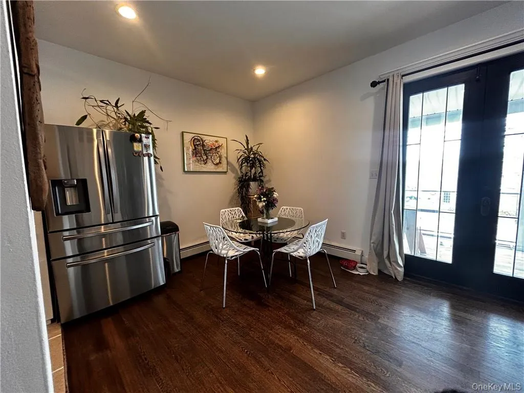 AREA CAN BE USED AS BOTH LIVING OR DINING AREA. AREA CAN BE USED AS BOTH LIVING OR DINING AREA.