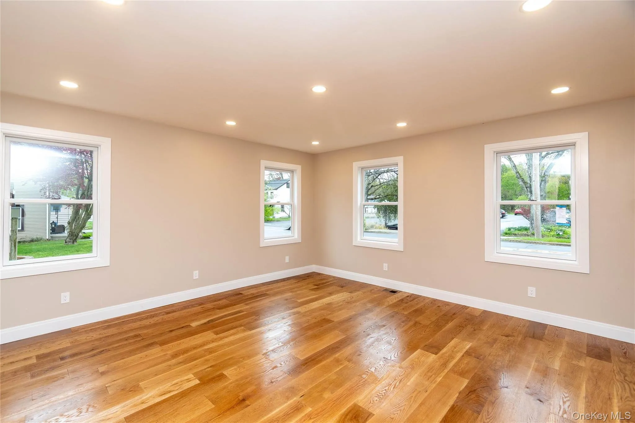 Large Living Room Large Living Room