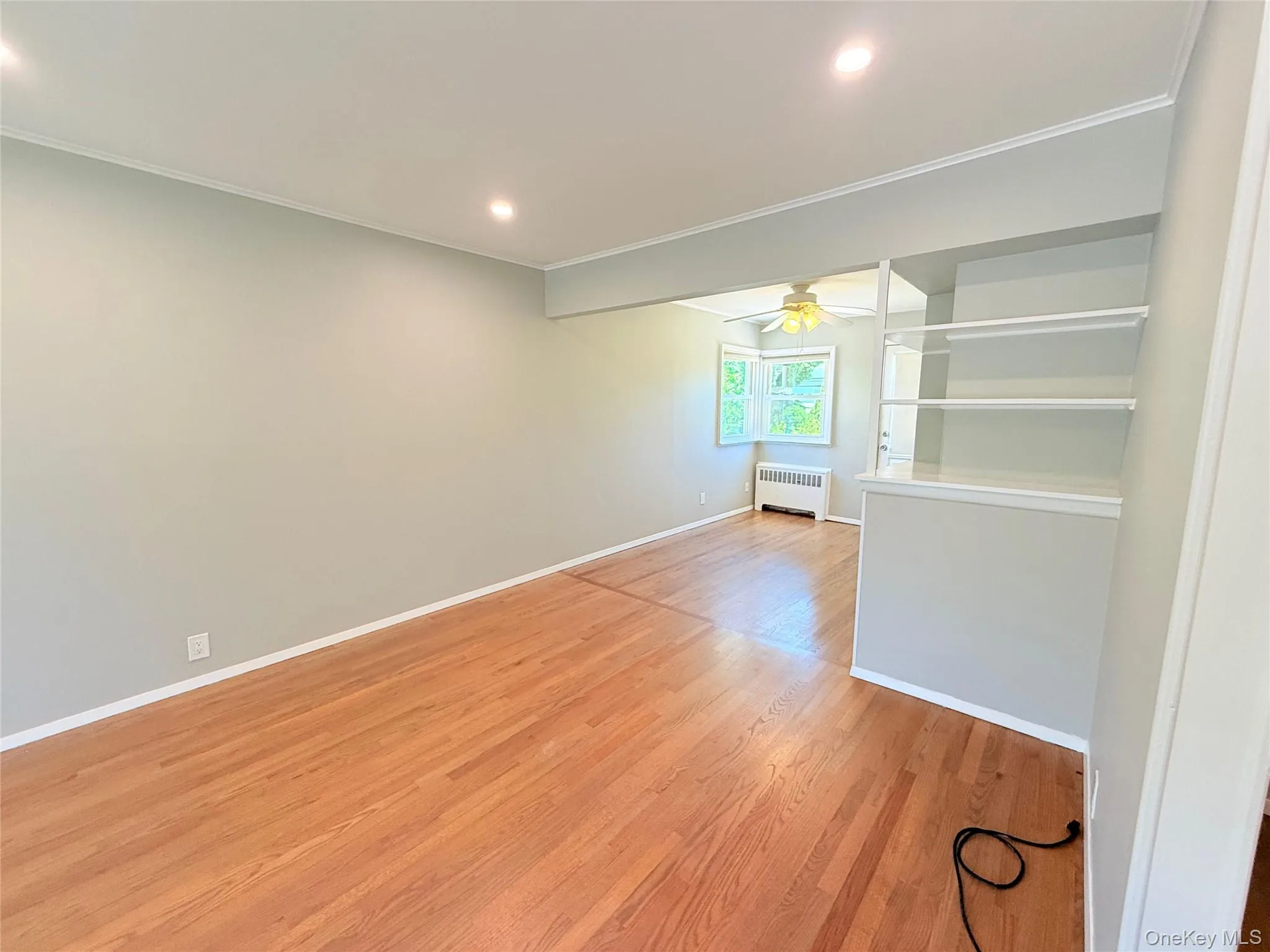 8 Gate, Oyster Bay, NY, 3 Bedrooms Bedrooms, 6 Rooms Rooms,1 BathroomBathrooms,Residential Lease,For Rent,Gate,0,1001292 8 Gate, Oyster Bay, NY, 3 Bedrooms Bedrooms, 6 Rooms Rooms,1 BathroomBathrooms,Residential Lease,For Rent,Gate,0,1001292