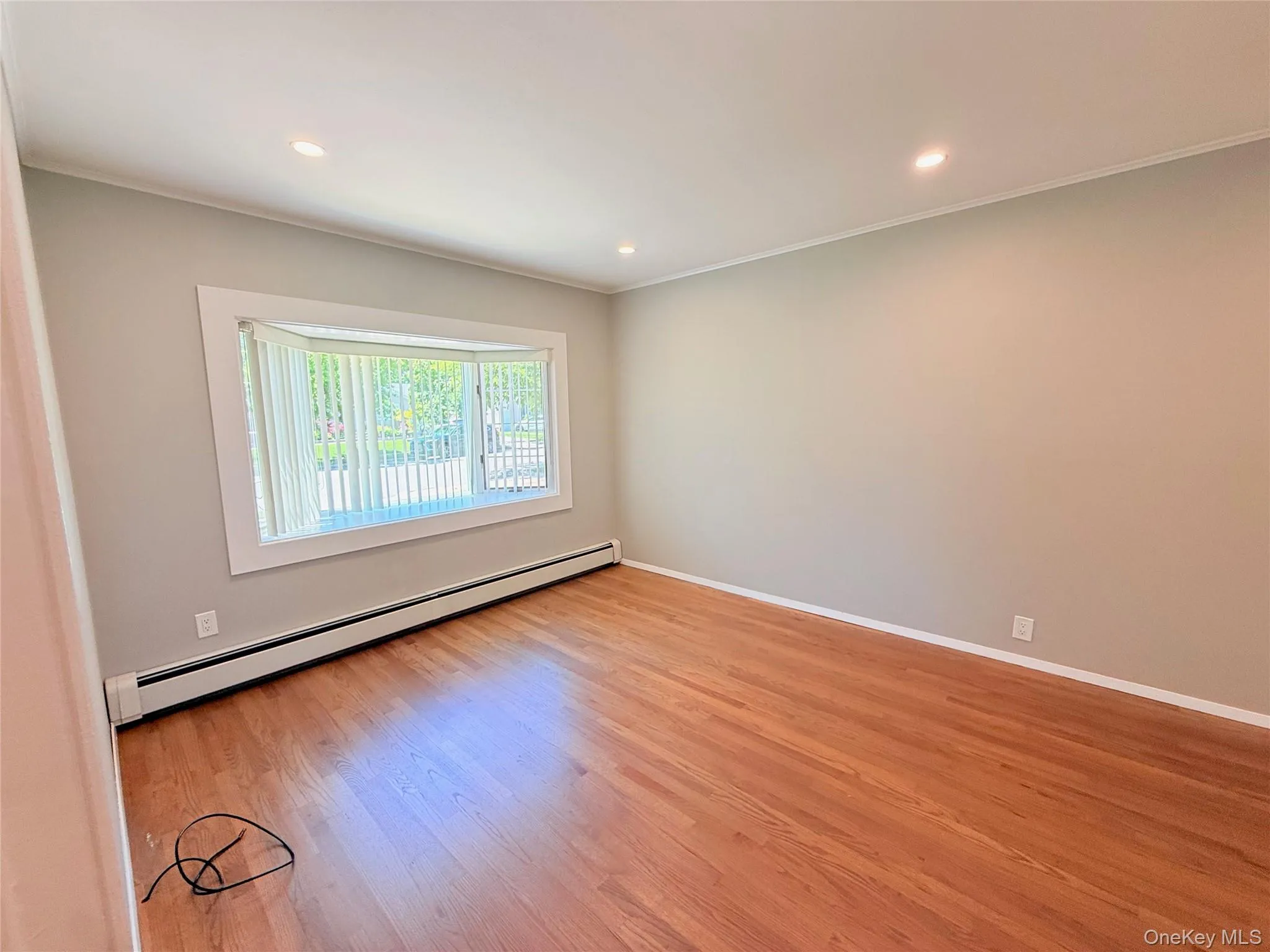 8 Gate, Oyster Bay, NY, 3 Bedrooms Bedrooms, 6 Rooms Rooms,1 BathroomBathrooms,Residential Lease,For Rent,Gate,0,1001292 8 Gate, Oyster Bay, NY, 3 Bedrooms Bedrooms, 6 Rooms Rooms,1 BathroomBathrooms,Residential Lease,For Rent,Gate,0,1001292