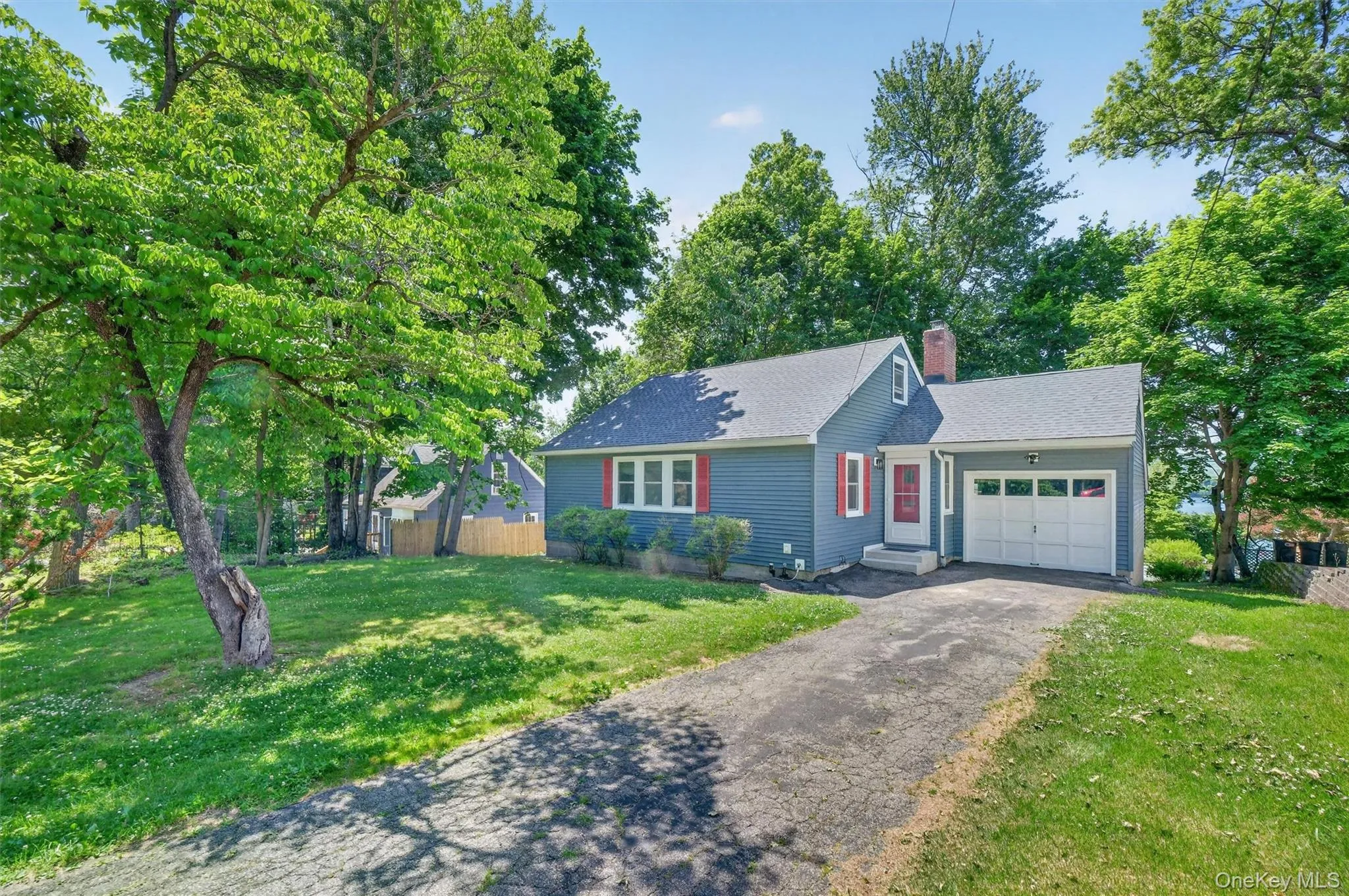 333 Oak Drive, New Windsor, NY, 2 Bedrooms Bedrooms, 4 Rooms Rooms,1 BathroomBathrooms,Residential,For Rent,Oak,0,1001297 333 Oak Drive, New Windsor, NY, 2 Bedrooms Bedrooms, 4 Rooms Rooms,1 BathroomBathrooms,Residential,For Rent,Oak,0,1001297