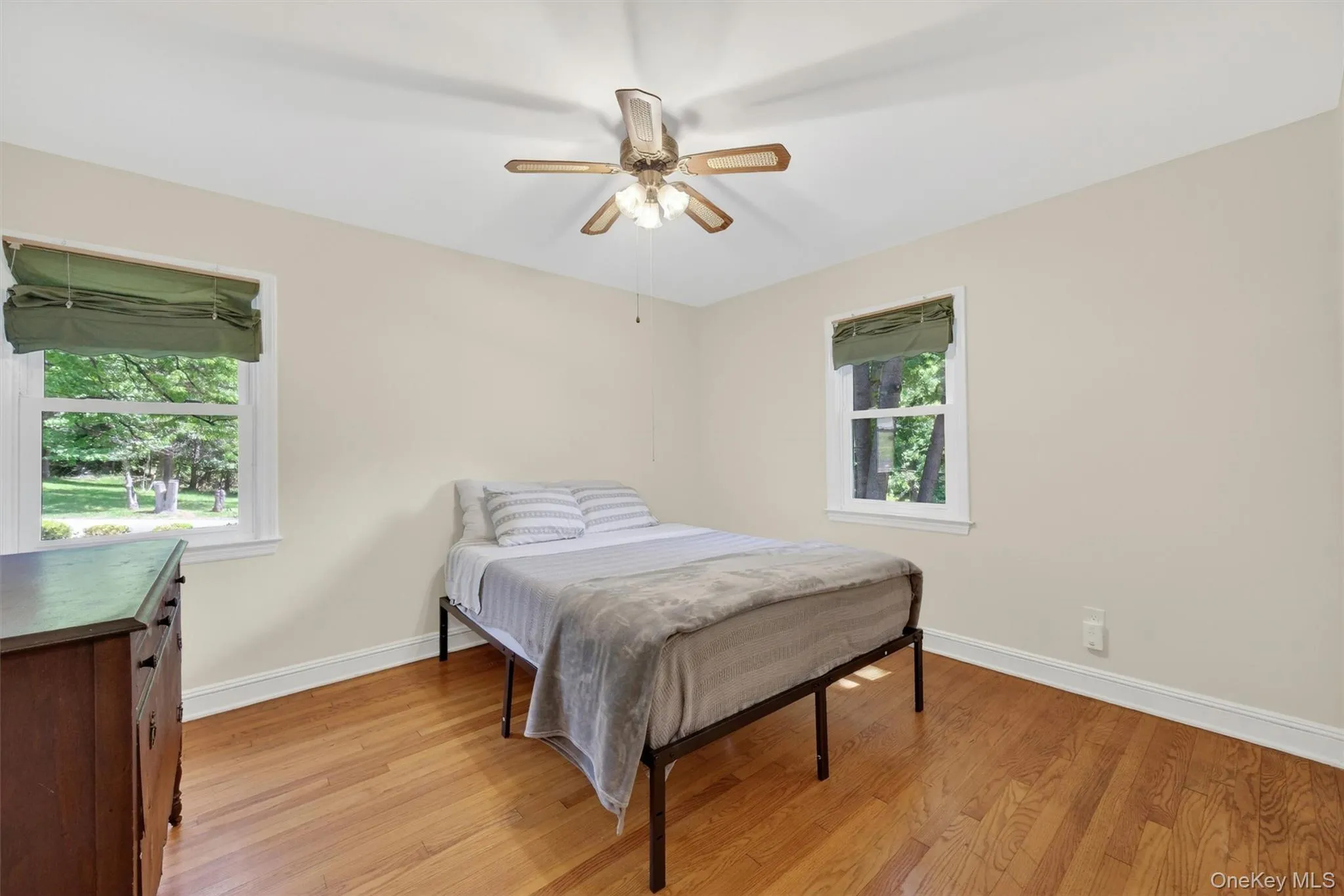 333 Oak Drive, New Windsor, NY, 2 Bedrooms Bedrooms, 4 Rooms Rooms,1 BathroomBathrooms,Residential,For Rent,Oak,0,1001297 333 Oak Drive, New Windsor, NY, 2 Bedrooms Bedrooms, 4 Rooms Rooms,1 BathroomBathrooms,Residential,For Rent,Oak,0,1001297