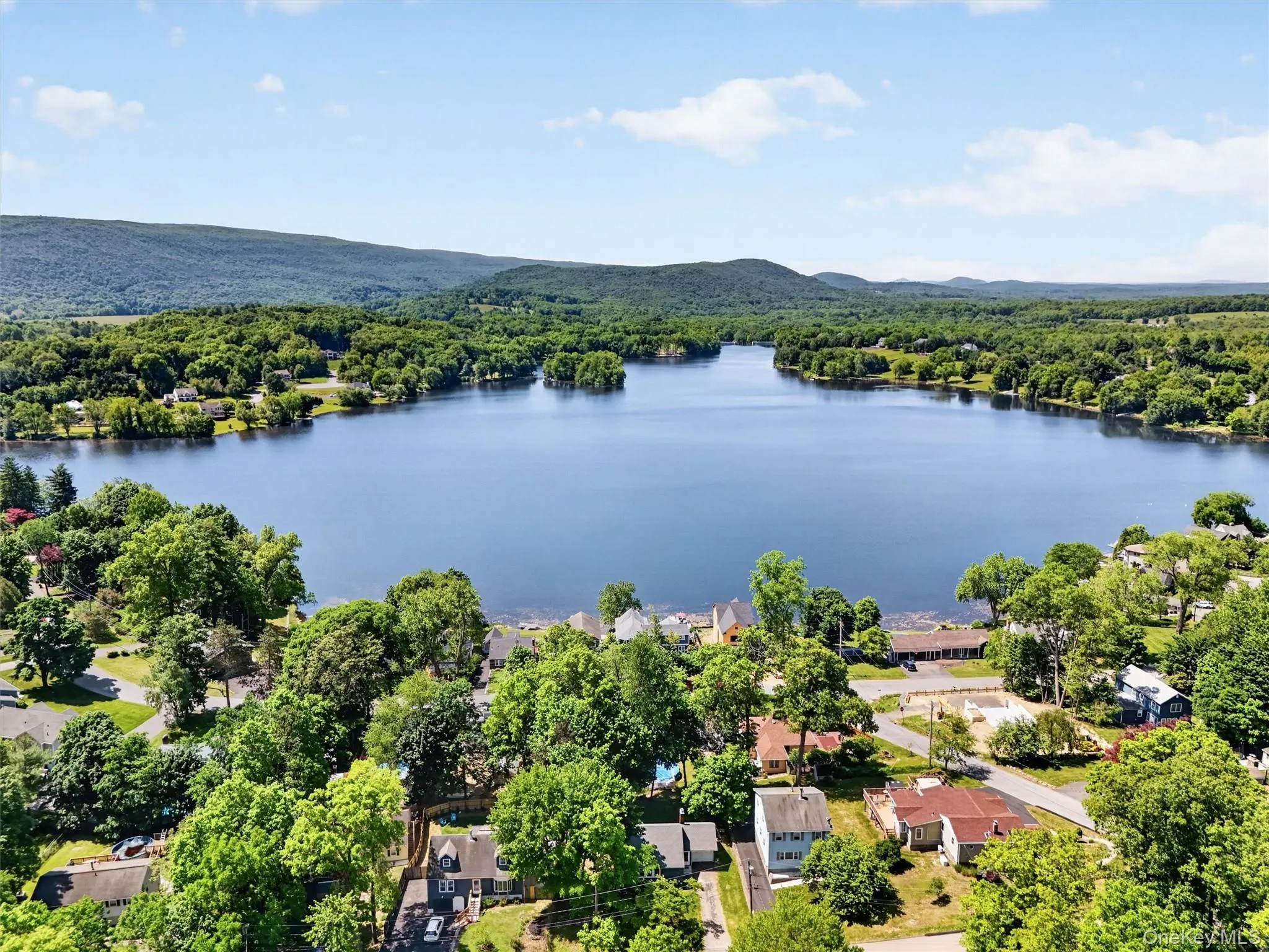 333 Oak Drive, New Windsor, NY, 2 Bedrooms Bedrooms, 4 Rooms Rooms,1 BathroomBathrooms,Residential,For Rent,Oak,0,1001297 333 Oak Drive, New Windsor, NY, 2 Bedrooms Bedrooms, 4 Rooms Rooms,1 BathroomBathrooms,Residential,For Rent,Oak,0,1001297