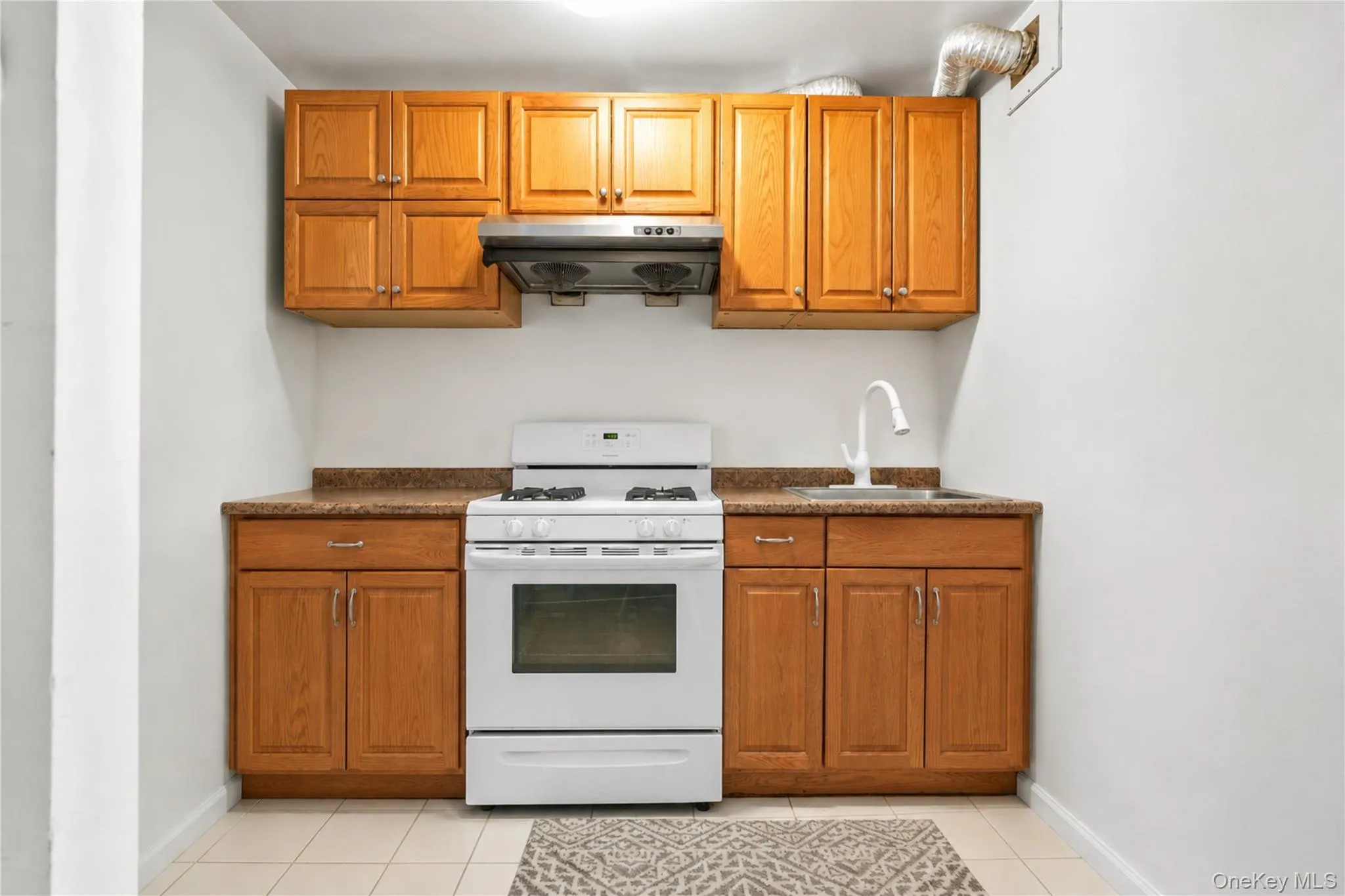 58-03 Calloway Street, New York, NY, 1 Bedroom Bedrooms, 2 Rooms Rooms,1 BathroomBathrooms,Residential Sale,For Rent,Calloway,0,1001304 58-03 Calloway Street, New York, NY, 1 Bedroom Bedrooms, 2 Rooms Rooms,1 BathroomBathrooms,Residential Sale,For Rent,Calloway,0,1001304