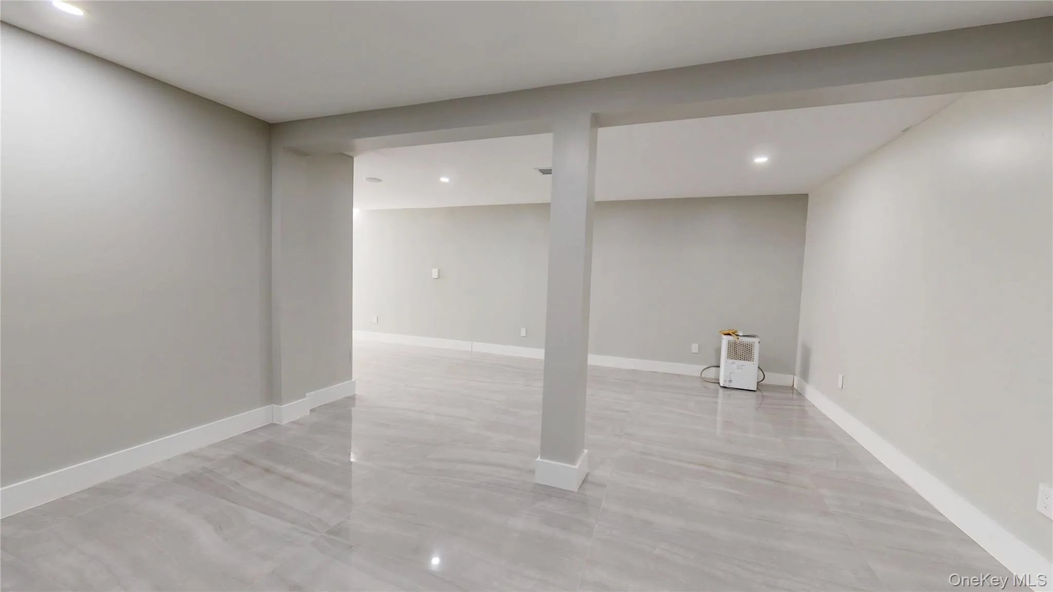 26 Kingston Avenue, Oyster Bay, NY, 5 Bedrooms Bedrooms, 9 Rooms Rooms,4 BathroomsBathrooms,Residential,For Rent,Kingston,0,1001306 26 Kingston Avenue, Oyster Bay, NY, 5 Bedrooms Bedrooms, 9 Rooms Rooms,4 BathroomsBathrooms,Residential,For Rent,Kingston,0,1001306