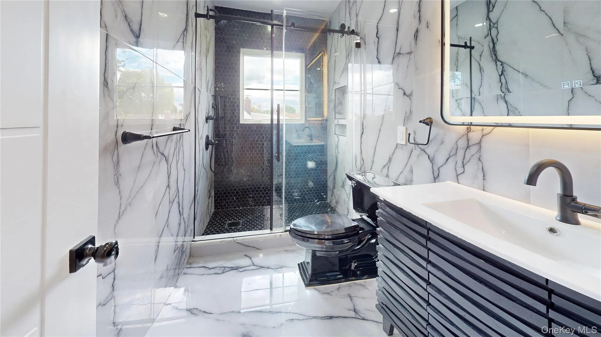 26 Kingston Avenue, Oyster Bay, NY, 5 Bedrooms Bedrooms, 9 Rooms Rooms,4 BathroomsBathrooms,Residential,For Rent,Kingston,0,1001306 26 Kingston Avenue, Oyster Bay, NY, 5 Bedrooms Bedrooms, 9 Rooms Rooms,4 BathroomsBathrooms,Residential,For Rent,Kingston,0,1001306