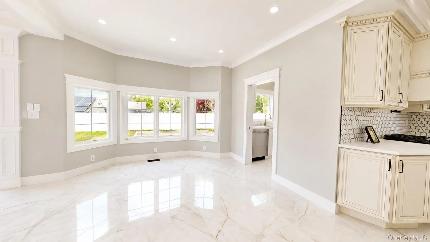 26 Kingston Avenue, Oyster Bay, NY, 5 Bedrooms Bedrooms, 9 Rooms Rooms,4 BathroomsBathrooms,Residential,For Rent,Kingston,0,1001306 26 Kingston Avenue, Oyster Bay, NY, 5 Bedrooms Bedrooms, 9 Rooms Rooms,4 BathroomsBathrooms,Residential,For Rent,Kingston,0,1001306
