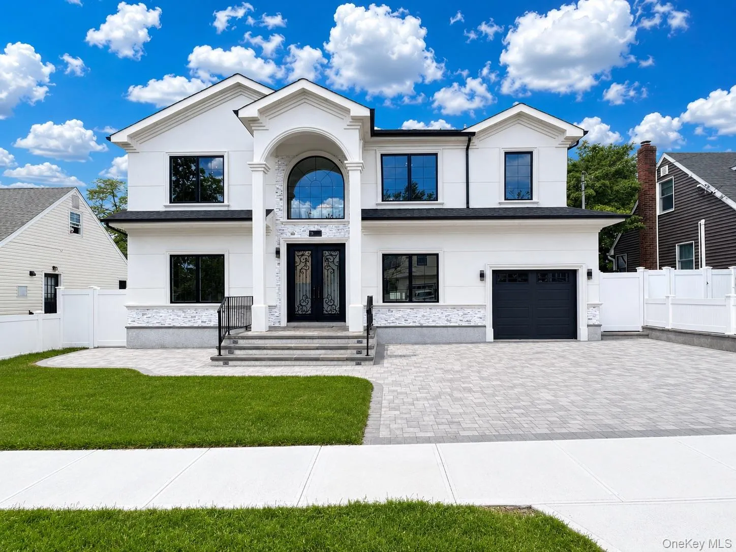 26 Kingston Avenue, Oyster Bay, NY, 5 Bedrooms Bedrooms, 9 Rooms Rooms,4 BathroomsBathrooms,Residential,For Rent,Kingston,0,1001306 26 Kingston Avenue, Oyster Bay, NY, 5 Bedrooms Bedrooms, 9 Rooms Rooms,4 BathroomsBathrooms,Residential,For Rent,Kingston,0,1001306