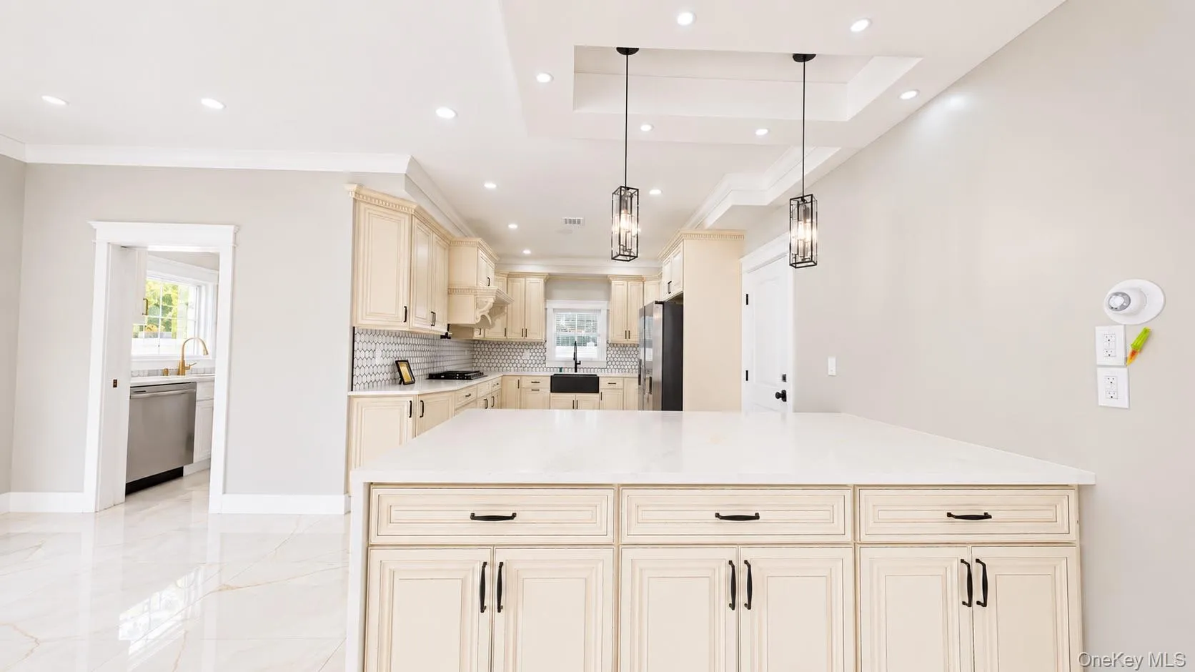 26 Kingston Avenue, Oyster Bay, NY, 5 Bedrooms Bedrooms, 9 Rooms Rooms,4 BathroomsBathrooms,Residential,For Rent,Kingston,0,1001306 26 Kingston Avenue, Oyster Bay, NY, 5 Bedrooms Bedrooms, 9 Rooms Rooms,4 BathroomsBathrooms,Residential,For Rent,Kingston,0,1001306