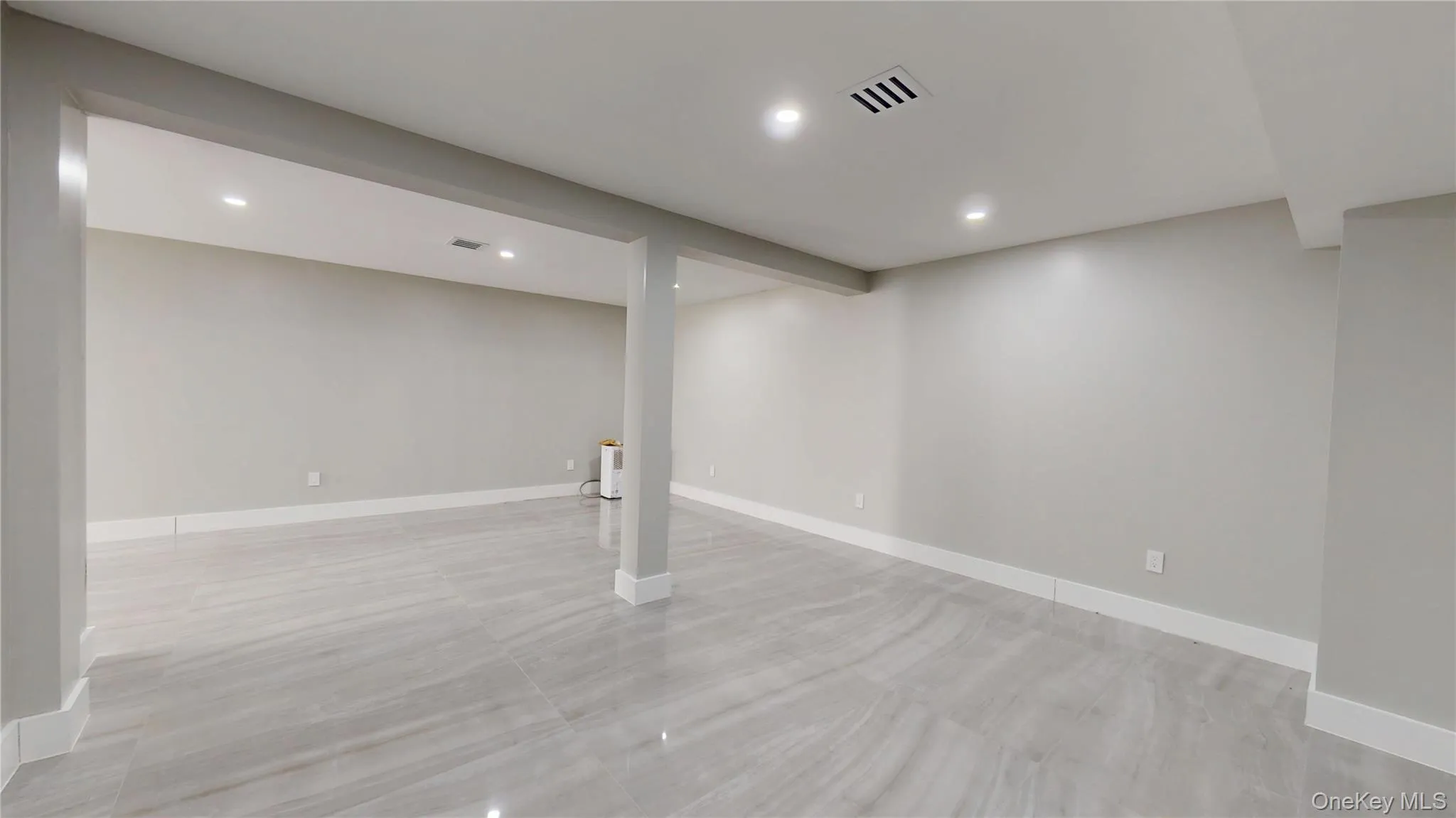 26 Kingston Avenue, Oyster Bay, NY, 5 Bedrooms Bedrooms, 9 Rooms Rooms,4 BathroomsBathrooms,Residential,For Rent,Kingston,0,1001306 26 Kingston Avenue, Oyster Bay, NY, 5 Bedrooms Bedrooms, 9 Rooms Rooms,4 BathroomsBathrooms,Residential,For Rent,Kingston,0,1001306