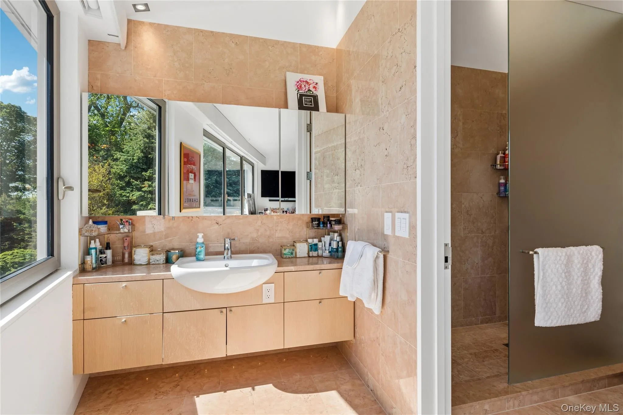 Full Bathroom En Suite Full Bathroom En Suite
