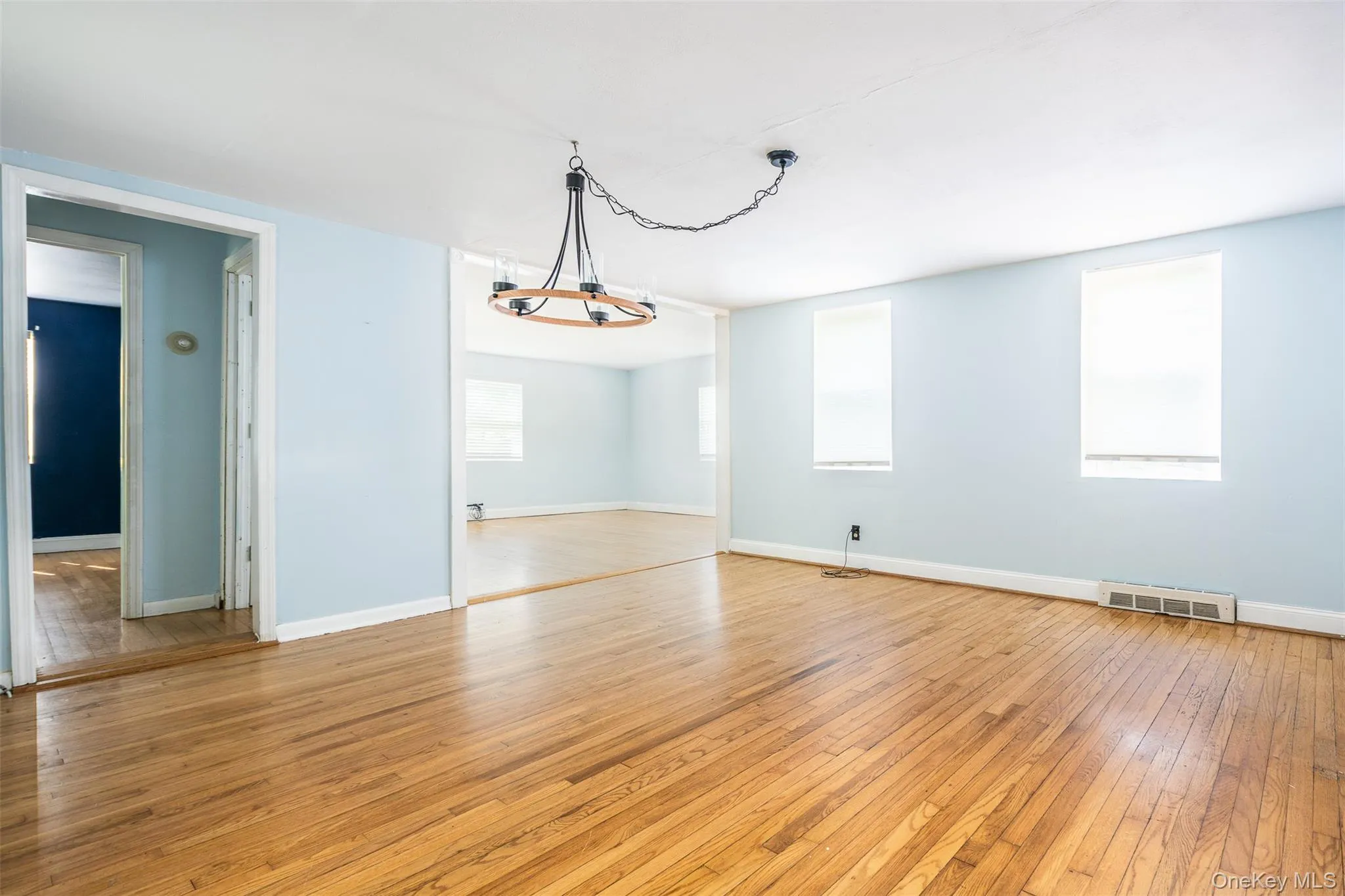 33 Port Washington Road, Brookhaven, NY, 4 Bedrooms Bedrooms, 8 Rooms Rooms,3 BathroomsBathrooms,Residential,For Rent,Port Washington,0,1001310 33 Port Washington Road, Brookhaven, NY, 4 Bedrooms Bedrooms, 8 Rooms Rooms,3 BathroomsBathrooms,Residential,For Rent,Port Washington,0,1001310