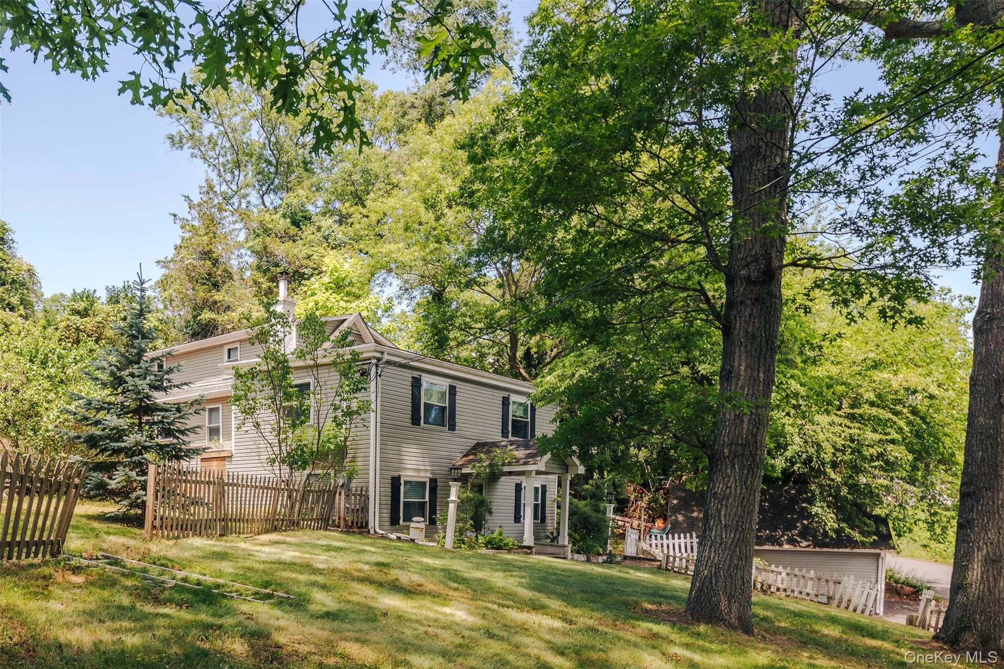 33 Port Washington Road, Brookhaven, NY, 4 Bedrooms Bedrooms, 8 Rooms Rooms,3 BathroomsBathrooms,Residential,For Rent,Port Washington,0,1001310 33 Port Washington Road, Brookhaven, NY, 4 Bedrooms Bedrooms, 8 Rooms Rooms,3 BathroomsBathrooms,Residential,For Rent,Port Washington,0,1001310