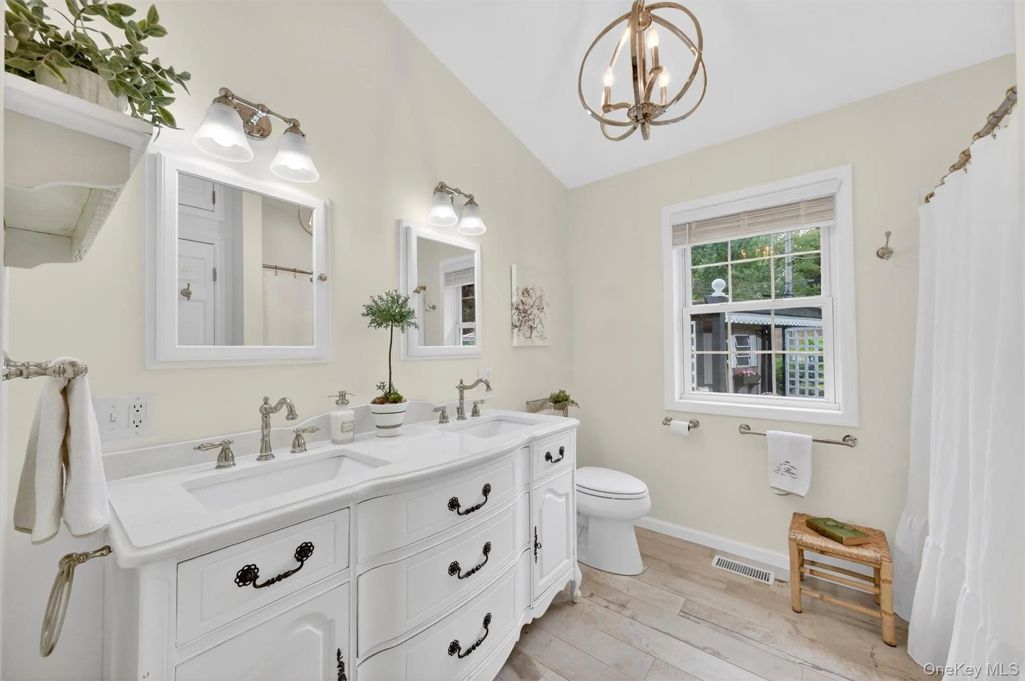 116 Chestnut Drive, New Windsor, NY, 3 Bedrooms Bedrooms, 7 Rooms Rooms,2 BathroomsBathrooms,Residential,For Rent,Chestnut,0,1001314 116 Chestnut Drive, New Windsor, NY, 3 Bedrooms Bedrooms, 7 Rooms Rooms,2 BathroomsBathrooms,Residential,For Rent,Chestnut,0,1001314