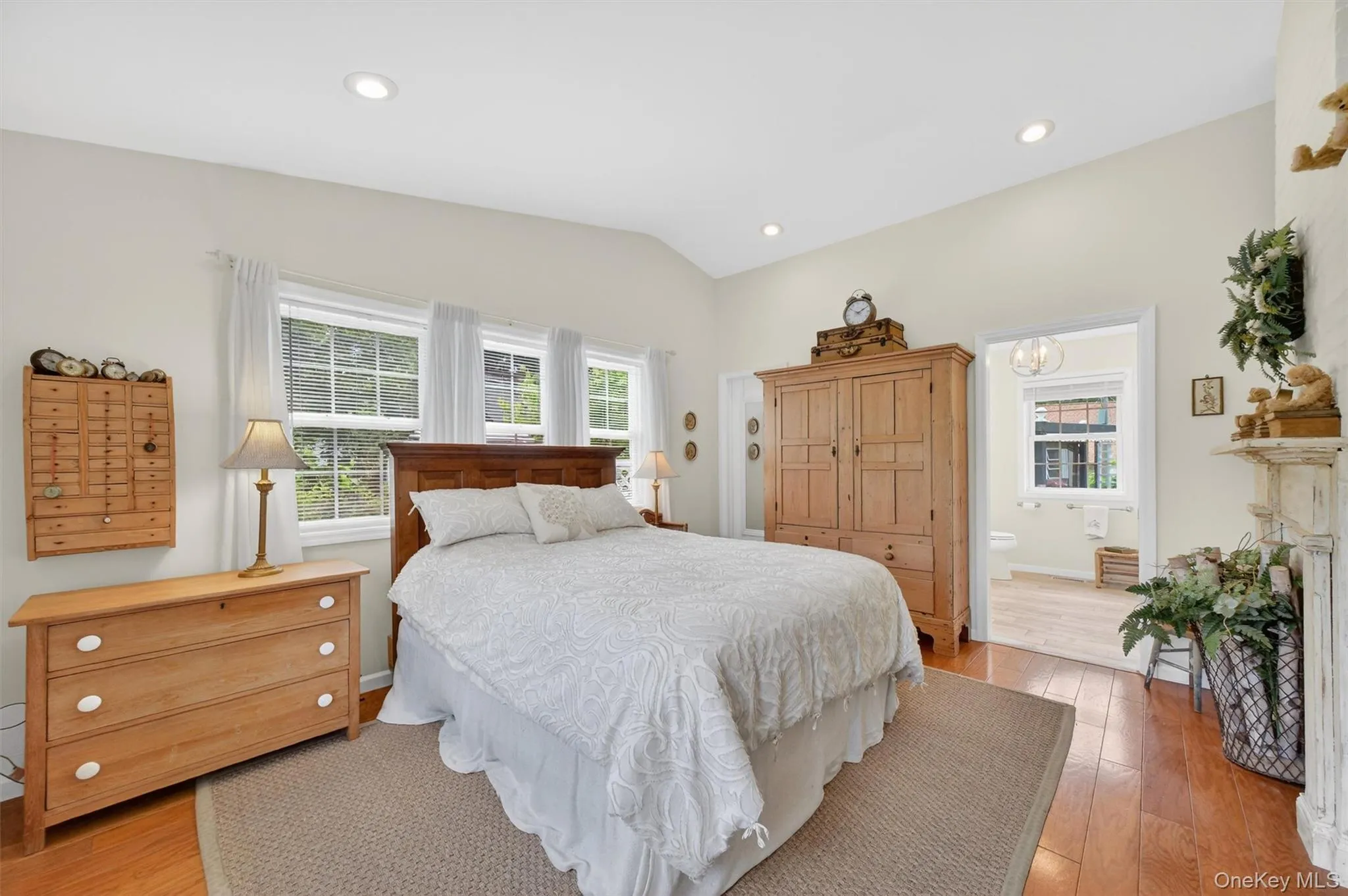 116 Chestnut Drive, New Windsor, NY, 3 Bedrooms Bedrooms, 7 Rooms Rooms,2 BathroomsBathrooms,Residential,For Rent,Chestnut,0,1001314 116 Chestnut Drive, New Windsor, NY, 3 Bedrooms Bedrooms, 7 Rooms Rooms,2 BathroomsBathrooms,Residential,For Rent,Chestnut,0,1001314