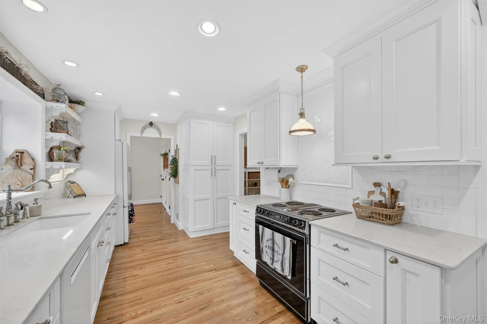 116 Chestnut Drive, New Windsor, NY, 3 Bedrooms Bedrooms, 7 Rooms Rooms,2 BathroomsBathrooms,Residential,For Rent,Chestnut,0,1001314 116 Chestnut Drive, New Windsor, NY, 3 Bedrooms Bedrooms, 7 Rooms Rooms,2 BathroomsBathrooms,Residential,For Rent,Chestnut,0,1001314