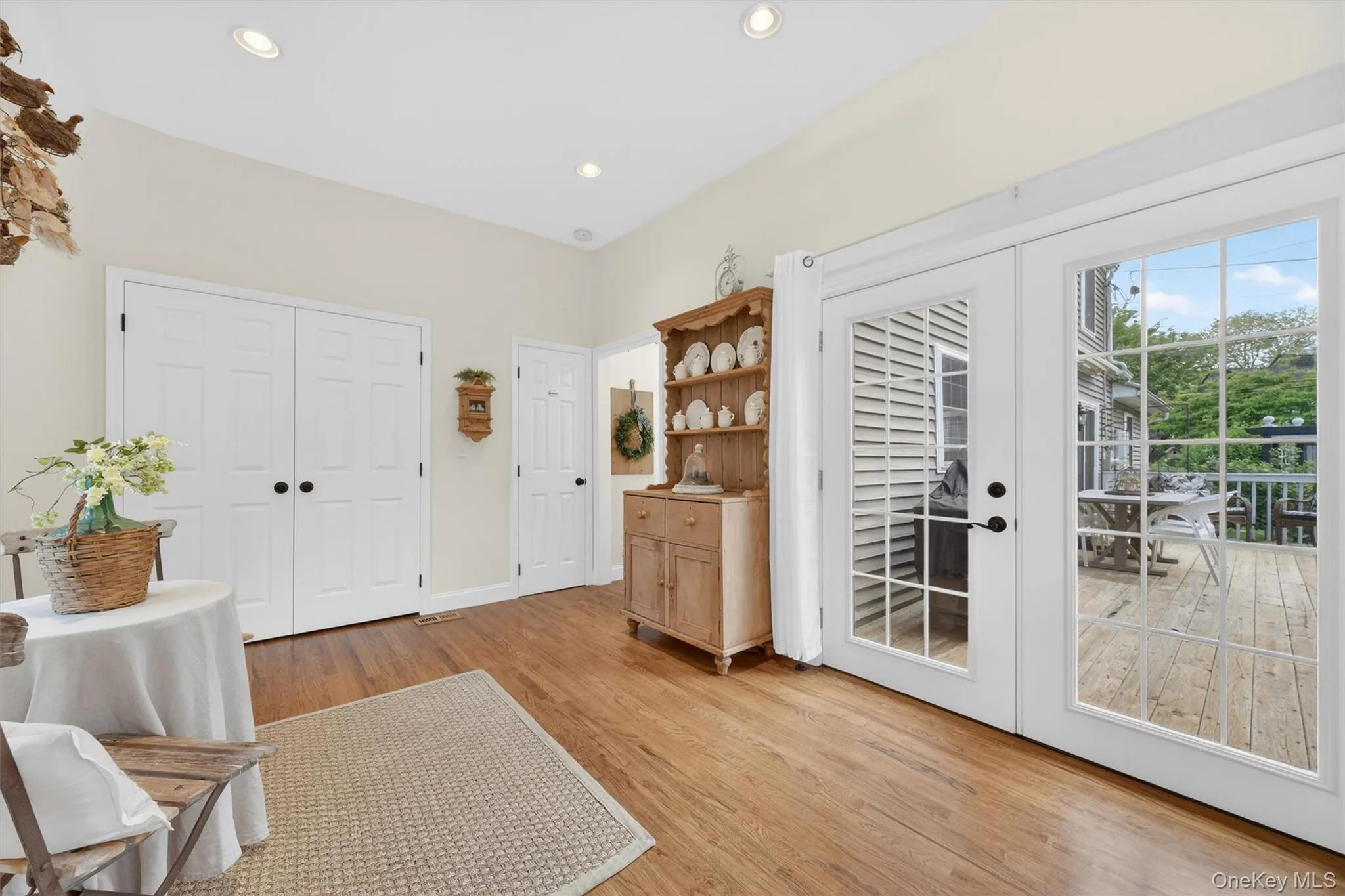 116 Chestnut Drive, New Windsor, NY, 3 Bedrooms Bedrooms, 7 Rooms Rooms,2 BathroomsBathrooms,Residential,For Rent,Chestnut,0,1001314 116 Chestnut Drive, New Windsor, NY, 3 Bedrooms Bedrooms, 7 Rooms Rooms,2 BathroomsBathrooms,Residential,For Rent,Chestnut,0,1001314