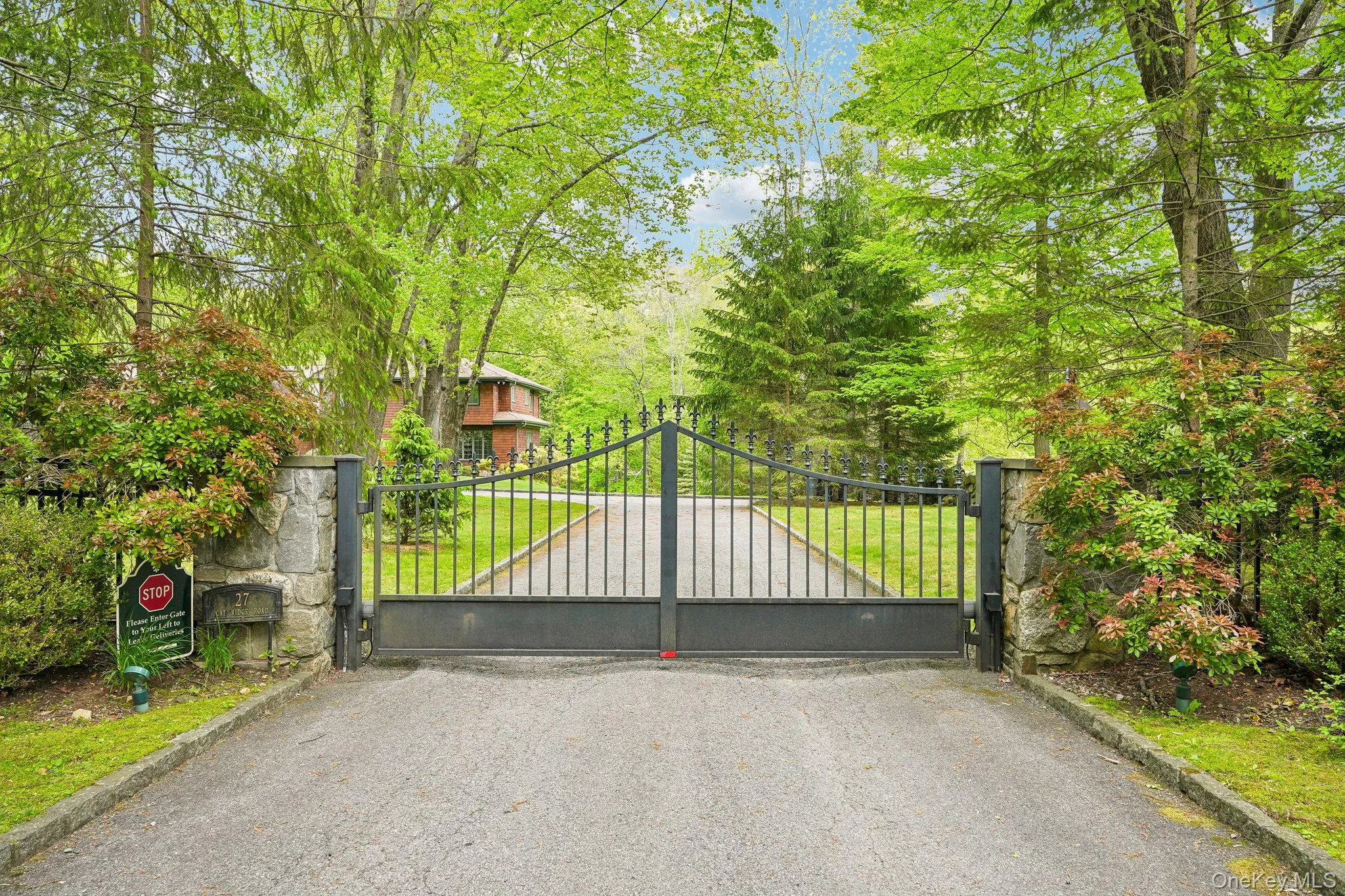 27 Cat Ridge Road, North Salem, NY, 6 Bedrooms Bedrooms, 12 Rooms Rooms,3 BathroomsBathrooms,Residential,For Rent,Cat Ridge,0,1001322 27 Cat Ridge Road, North Salem, NY, 6 Bedrooms Bedrooms, 12 Rooms Rooms,3 BathroomsBathrooms,Residential,For Rent,Cat Ridge,0,1001322