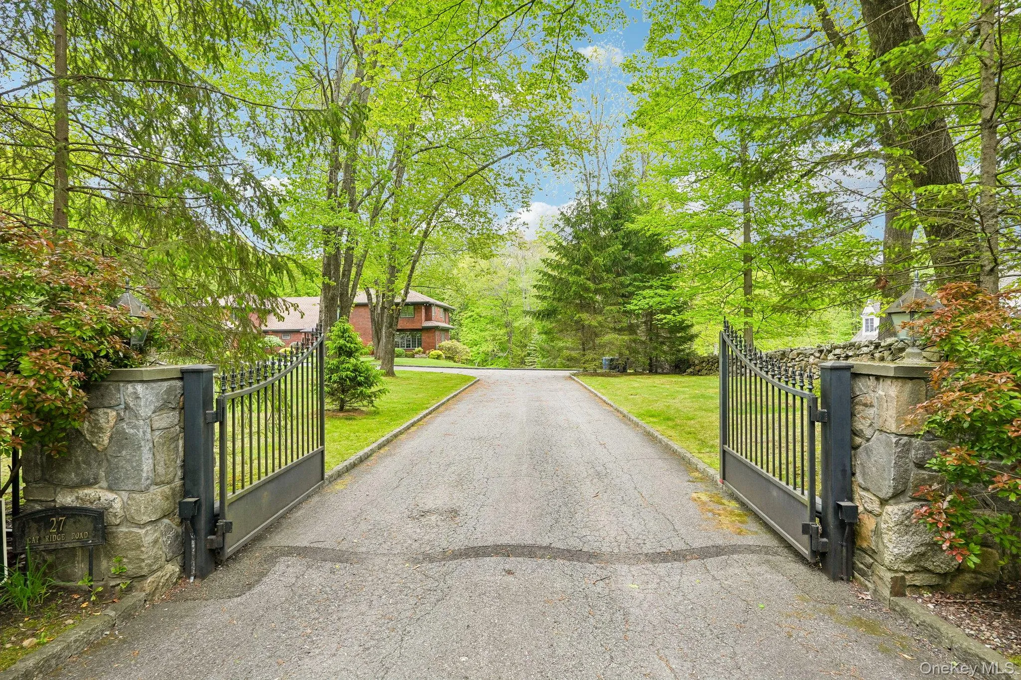 27 Cat Ridge Road, North Salem, NY, 6 Bedrooms Bedrooms, 12 Rooms Rooms,3 BathroomsBathrooms,Residential,For Rent,Cat Ridge,0,1001322 27 Cat Ridge Road, North Salem, NY, 6 Bedrooms Bedrooms, 12 Rooms Rooms,3 BathroomsBathrooms,Residential,For Rent,Cat Ridge,0,1001322