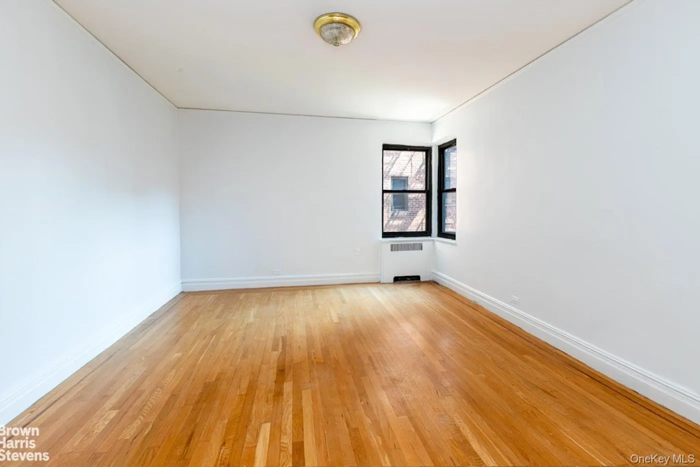 3215 Netherland Avenue, New York, NY, 2 Bedrooms Bedrooms, 5 Rooms Rooms,1 BathroomBathrooms,Residential,For Rent,Netherland,0,1001326 3215 Netherland Avenue, New York, NY, 2 Bedrooms Bedrooms, 5 Rooms Rooms,1 BathroomBathrooms,Residential,For Rent,Netherland,0,1001326