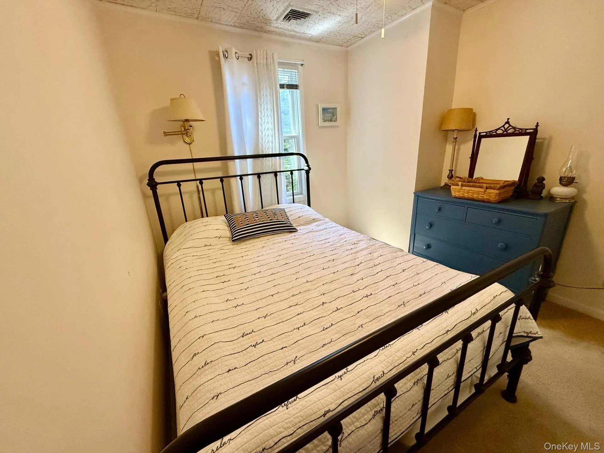 111 Fanning Avenue, Southampton, NY, 3 Bedrooms Bedrooms, 6 Rooms Rooms,2 BathroomsBathrooms,Residential Lease,For Rent,Fanning,0,1001327 111 Fanning Avenue, Southampton, NY, 3 Bedrooms Bedrooms, 6 Rooms Rooms,2 BathroomsBathrooms,Residential Lease,For Rent,Fanning,0,1001327