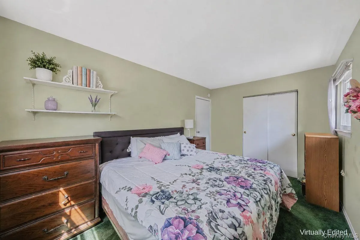 10 Magellan Avenue, Smithtown, NY, 4 Bedrooms Bedrooms, 8 Rooms Rooms,1 BathroomBathrooms,Residential,For Rent,Magellan,0,1001333 10 Magellan Avenue, Smithtown, NY, 4 Bedrooms Bedrooms, 8 Rooms Rooms,1 BathroomBathrooms,Residential,For Rent,Magellan,0,1001333
