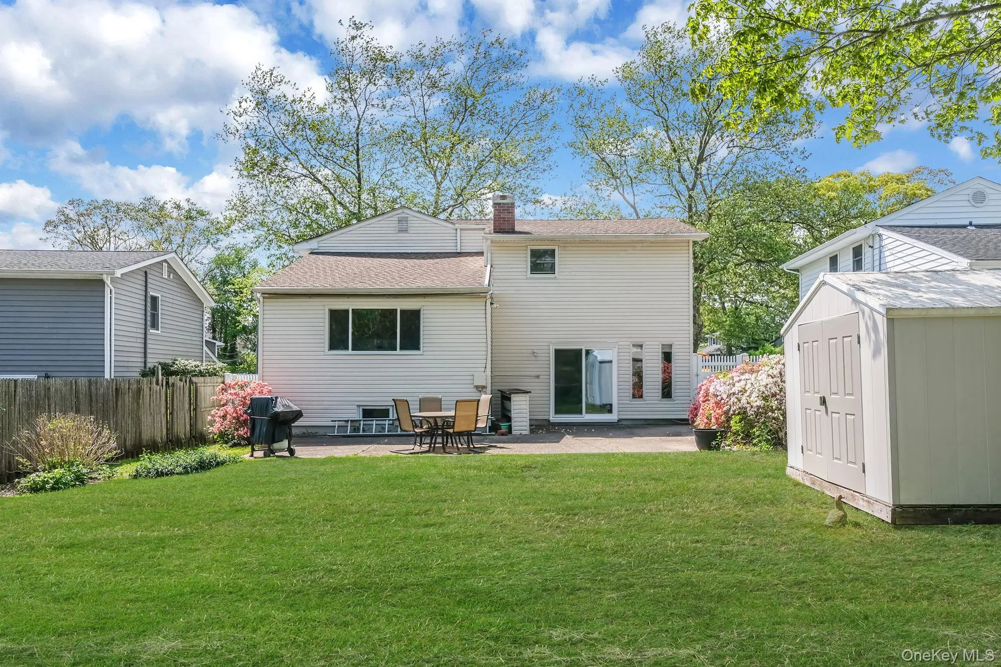 10 Magellan Avenue, Smithtown, NY, 4 Bedrooms Bedrooms, 8 Rooms Rooms,1 BathroomBathrooms,Residential,For Rent,Magellan,0,1001333 10 Magellan Avenue, Smithtown, NY, 4 Bedrooms Bedrooms, 8 Rooms Rooms,1 BathroomBathrooms,Residential,For Rent,Magellan,0,1001333